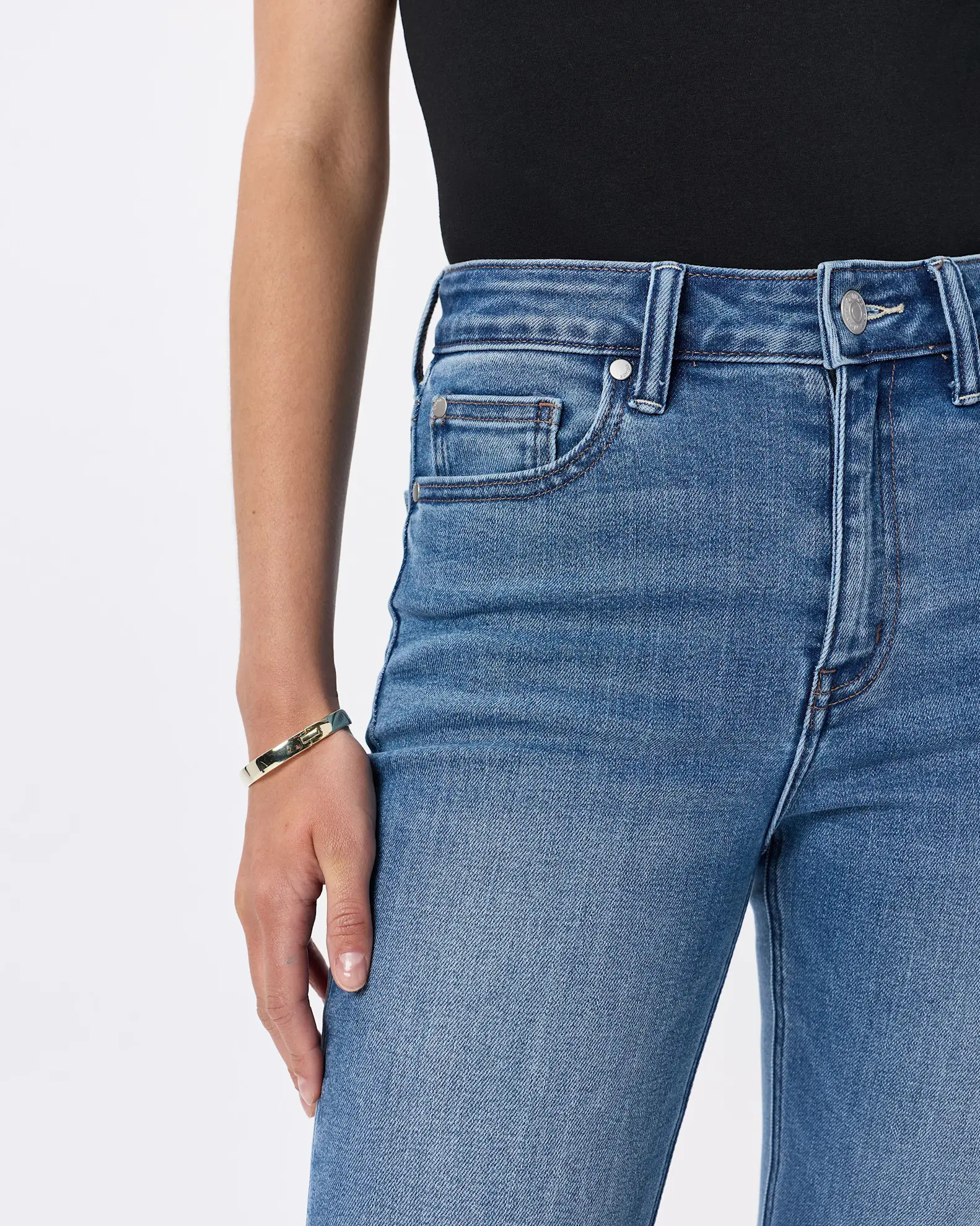 Bella Stretch Kick Flare Jeans | Quince