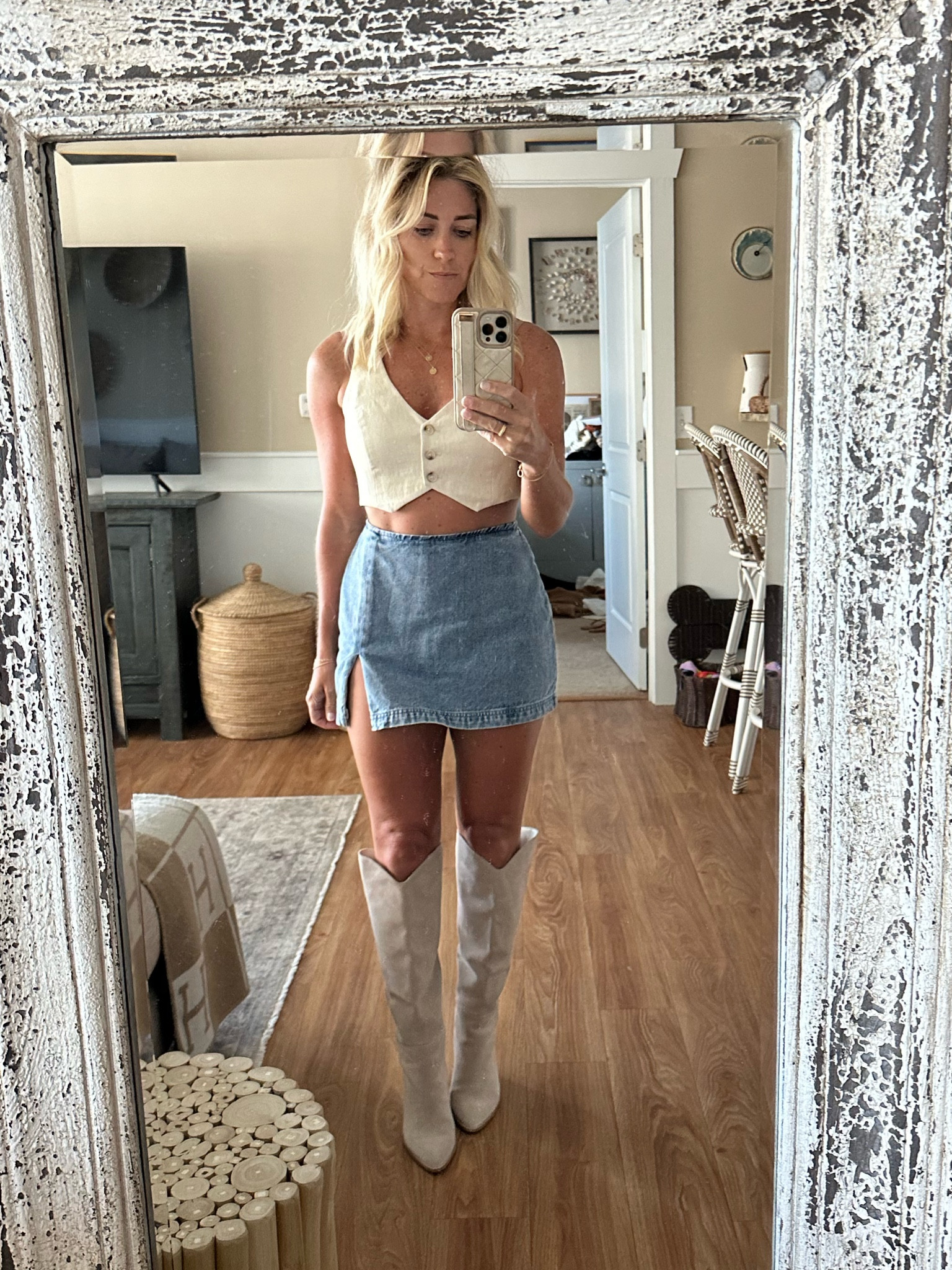denim on denim + boots

#LTKShoeCrush #LTKFindsUnder100 #LTKSeasonal