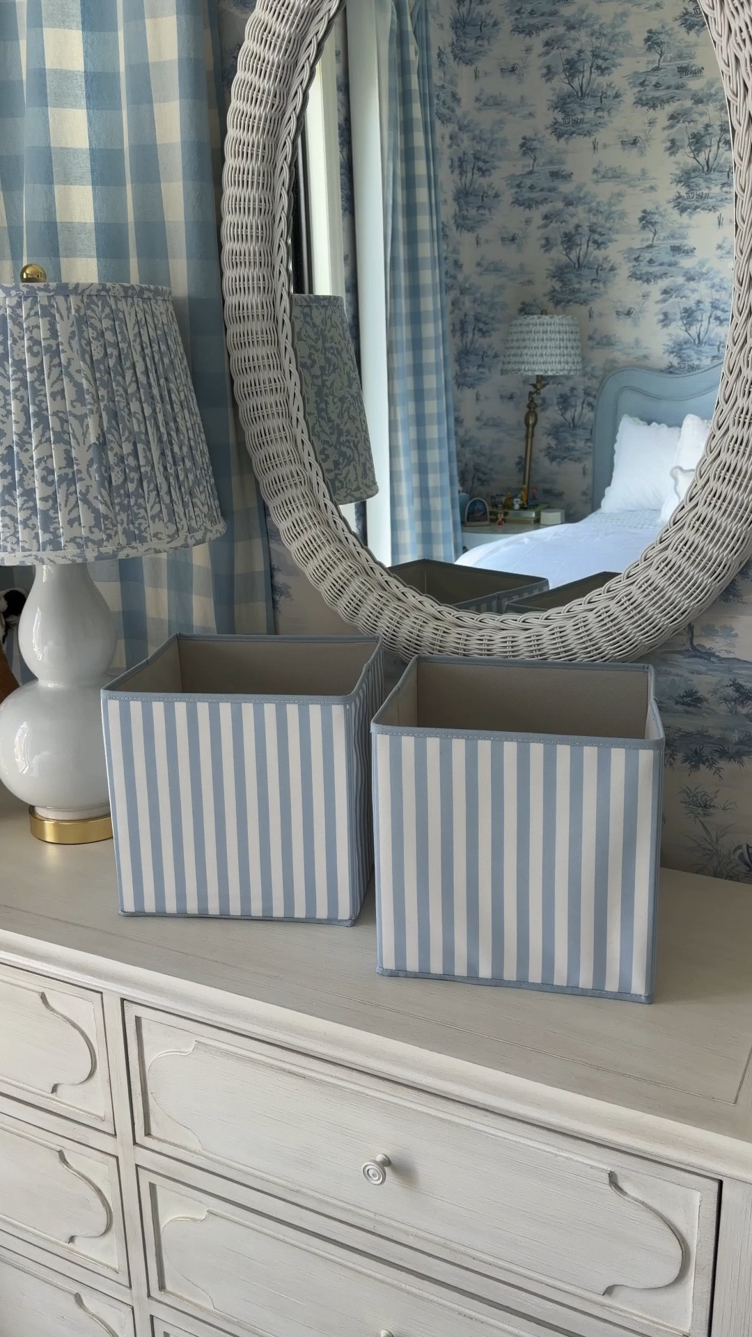 $5 organization baskets for kids!