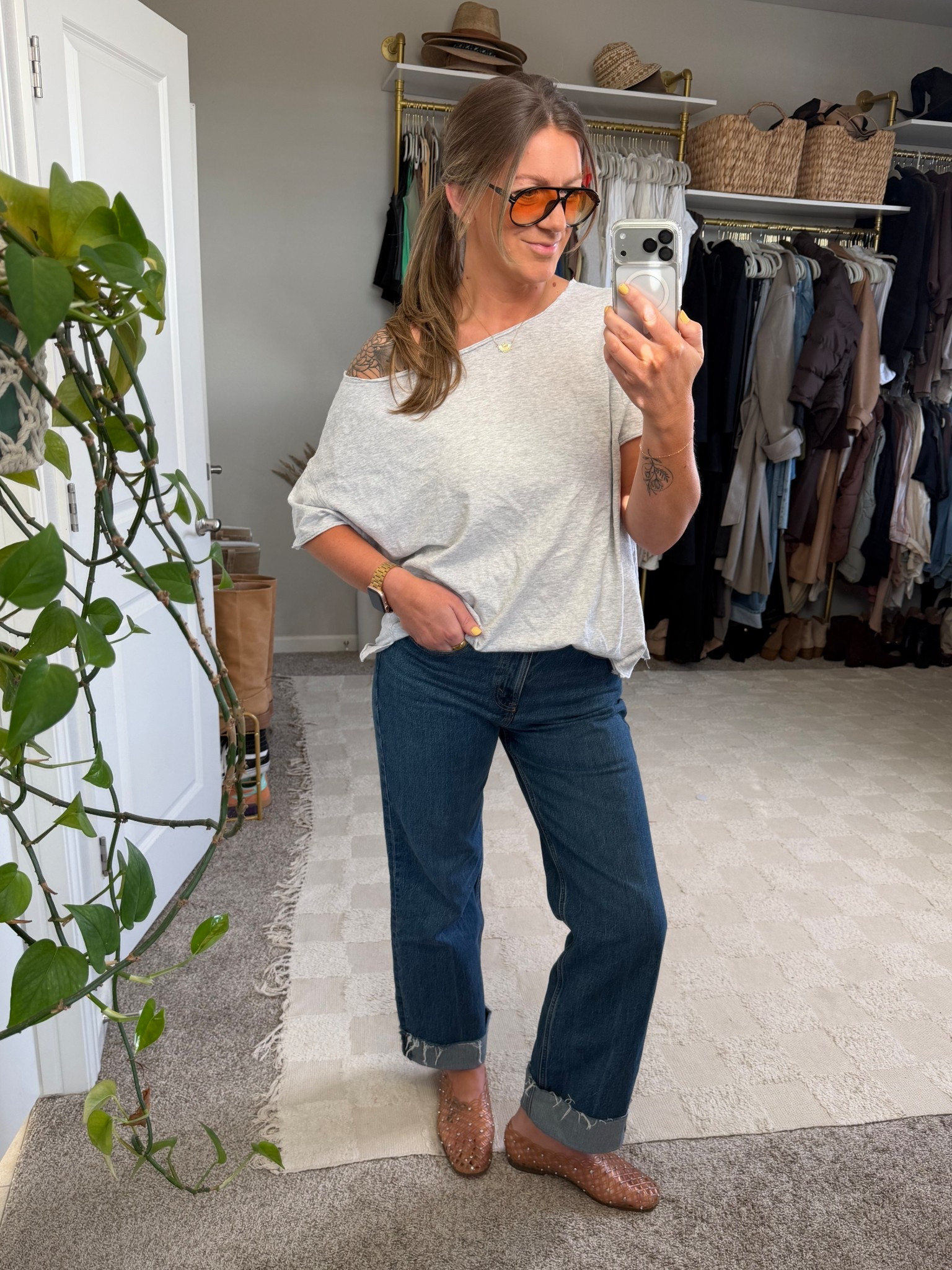 Large tee, 30 long jeans, 11 fats (saved US & Canada links) 

#LTKOver40 #LTKTall