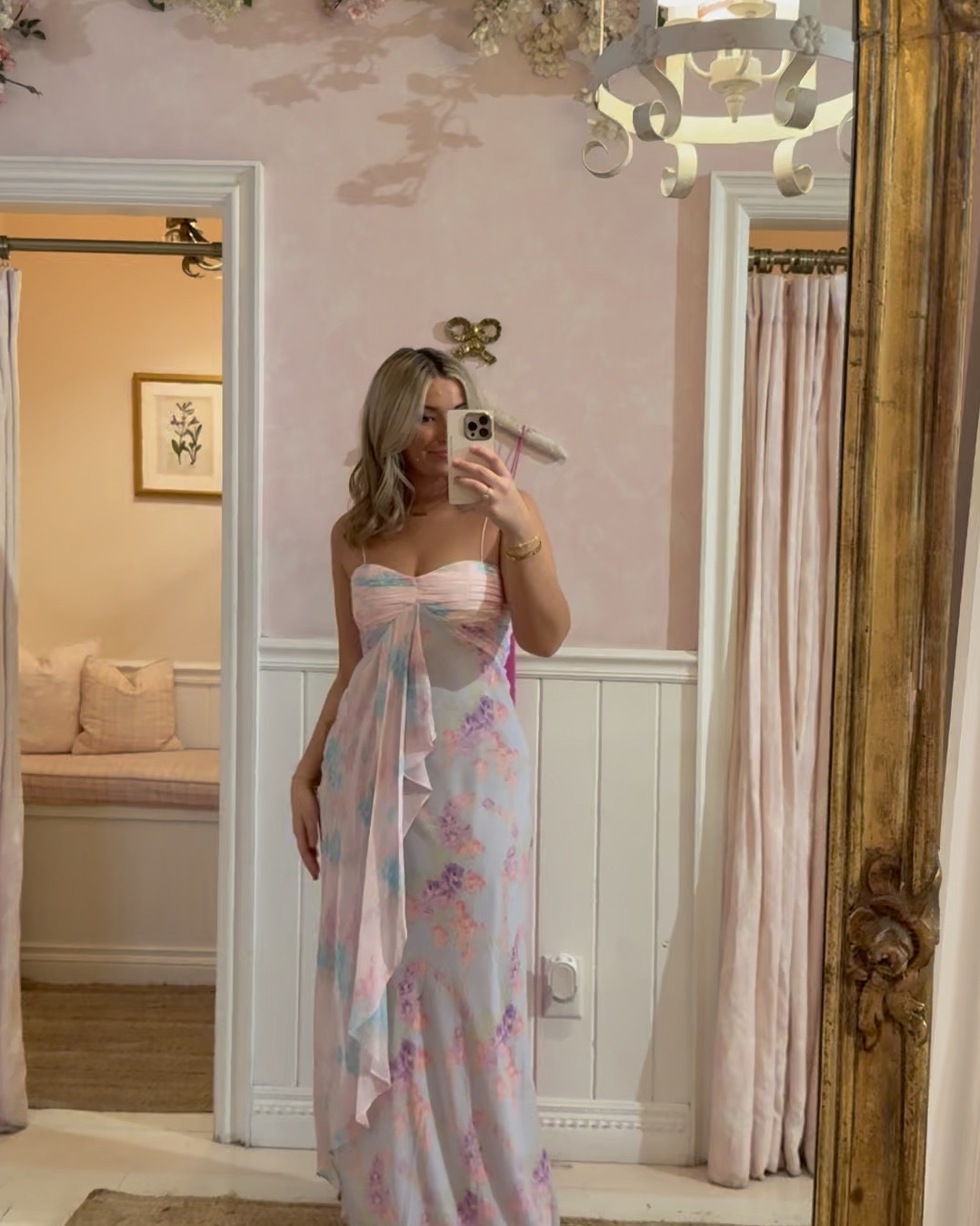 Stunning LoveShackFancy Gown! Perfect for a summer wedding 💐🤩🤍🎉

#LTKTravel #LTKWedding #LTKSummerEdit