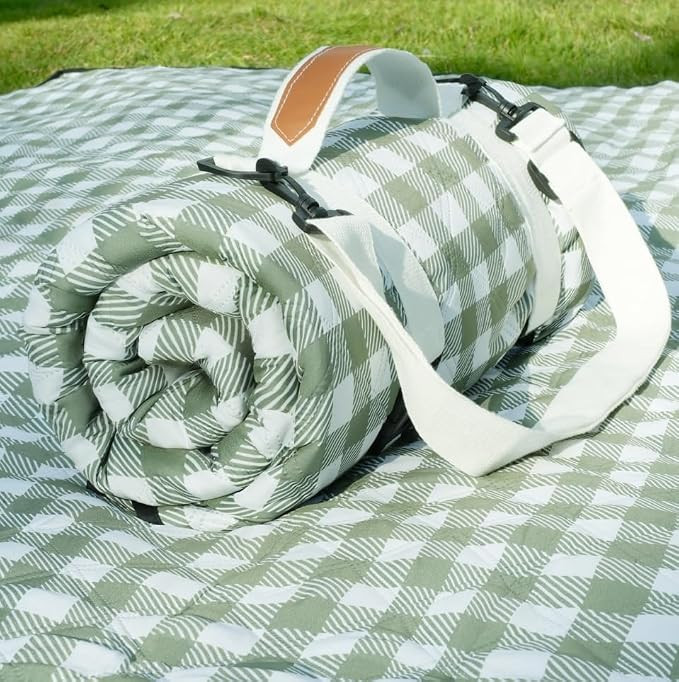 Genovega Waterproof Picnic Blanket Beach Outdoor Camping Mat Rug Extra Large Foldable Cute Big Tr... | Amazon (US)