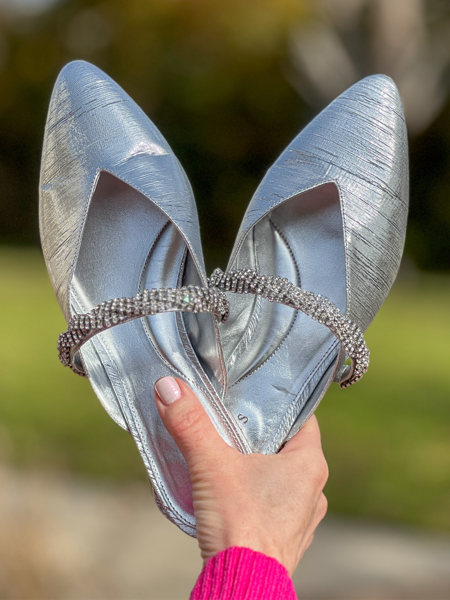 Silver flats, silver mule, holiday flats, silver slides 

These pretty holiday mules are so comfortable and so pretty!

They have a rhinestone-embellished strap and a memory foam footbed! They’re 50% off! 

#LTKshoecrush #LTKsalealert #LTKHoliday