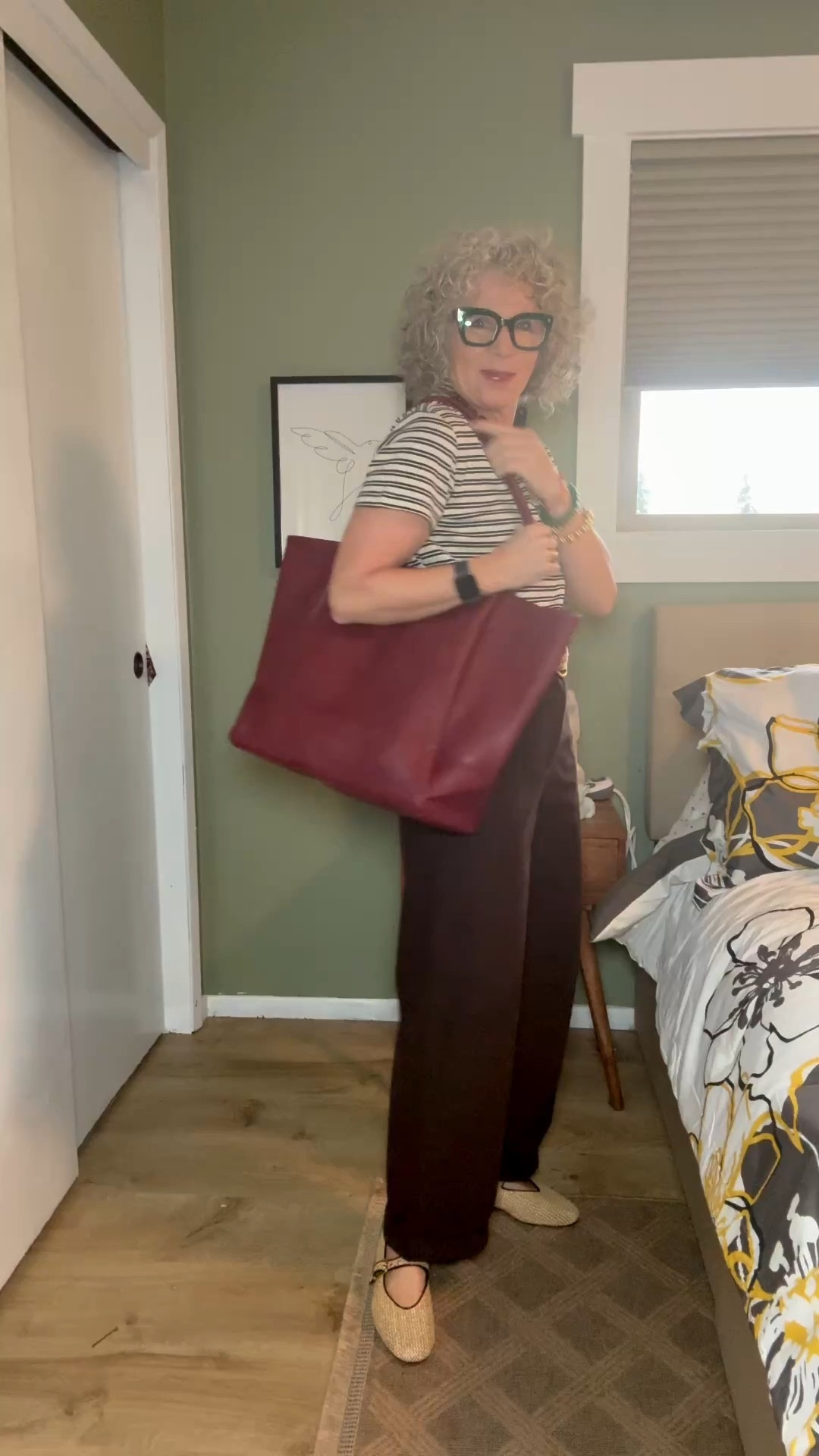 I’m obsessed with these pants and will be ordering in more colors. Small 
The Tshirt is thick and cozy perfect for spring. Small
Small denim jackets 
I love this leather bag 