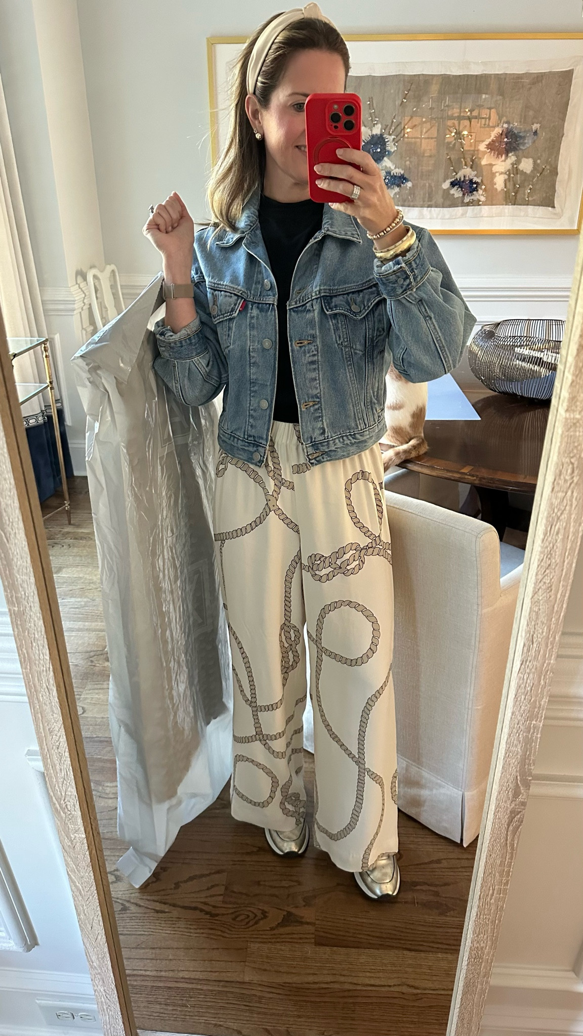 OOTD and workwear outfit of the day.


Running errands for clients and still loving the Lafayette 148 pants. I’ve linked a few other options.

#LTKStyleTip #LTKOver40 #LTKShoeCrush