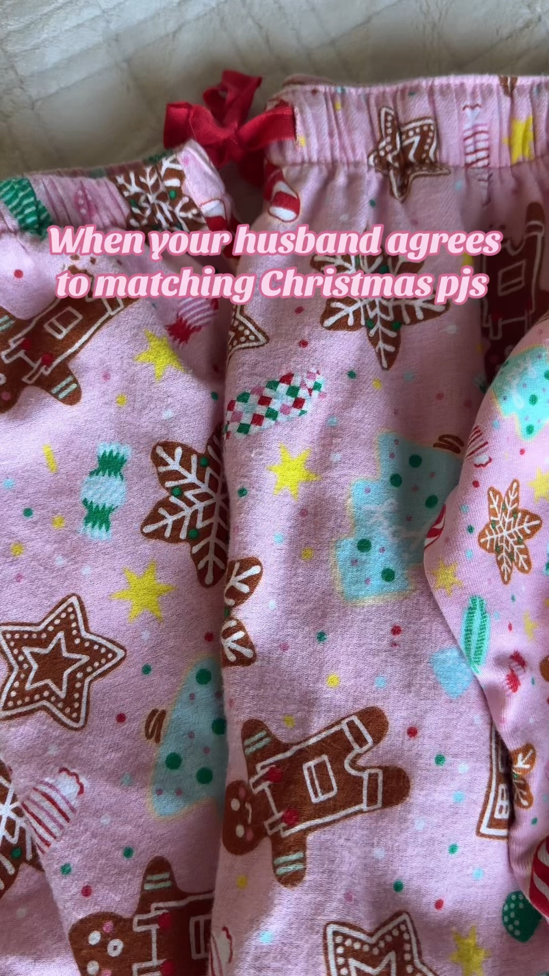 This Christmas is going to be extra special 🩷
I am already getting things ready!
Old Navy has so many matching pjs for the fam and they are so cute!!!
🎄🎄🎄🎄🎄

#oldnavy #oldnavychristmas #oldnavypjs #oldnavybaby #oldnavystyle
#oldnavyhaul #oldnavyfinds #matchingpjs
#christmaspjs #christmastiktok #christmastime #firstchristmas #christmasmatchingpajamas
#matchingpajamas #babytok #momhumor #parenthumor #firsttimemom #momcontent #momlife #newmomlife #momssupportingmoms


#LTKFamily #LTKFindsUnder50 #LTKHoliday