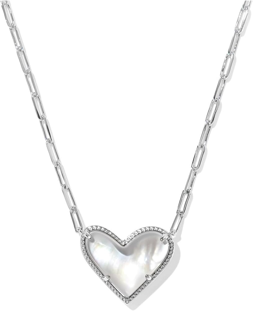 Kendra Scott Ari Heart Statement Short Pendant Necklace | Amazon (US)