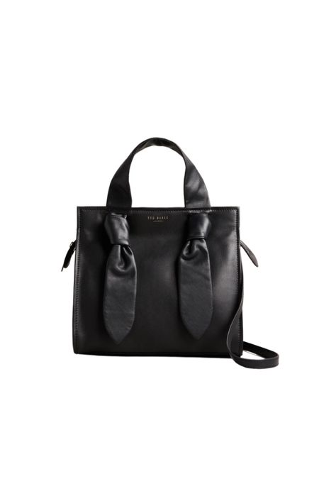 Weekly Favorites- Tote Bags- October 15,2022 #tote #totebags #everydaybag #womenstotebags

#LTKSeasonal #LTKitbag #LTKstyletip