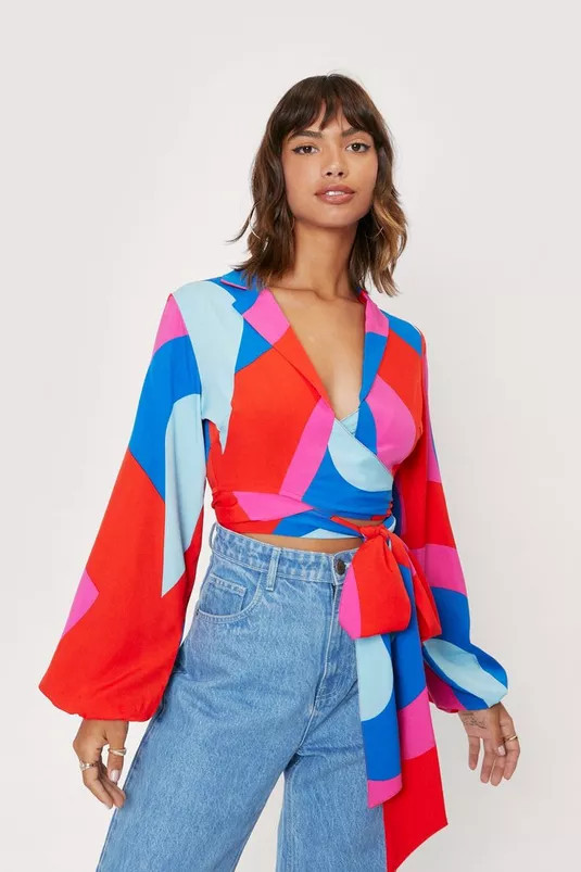 Retro Print Wrap Around Cropped Blouse | Nasty Gal (US)