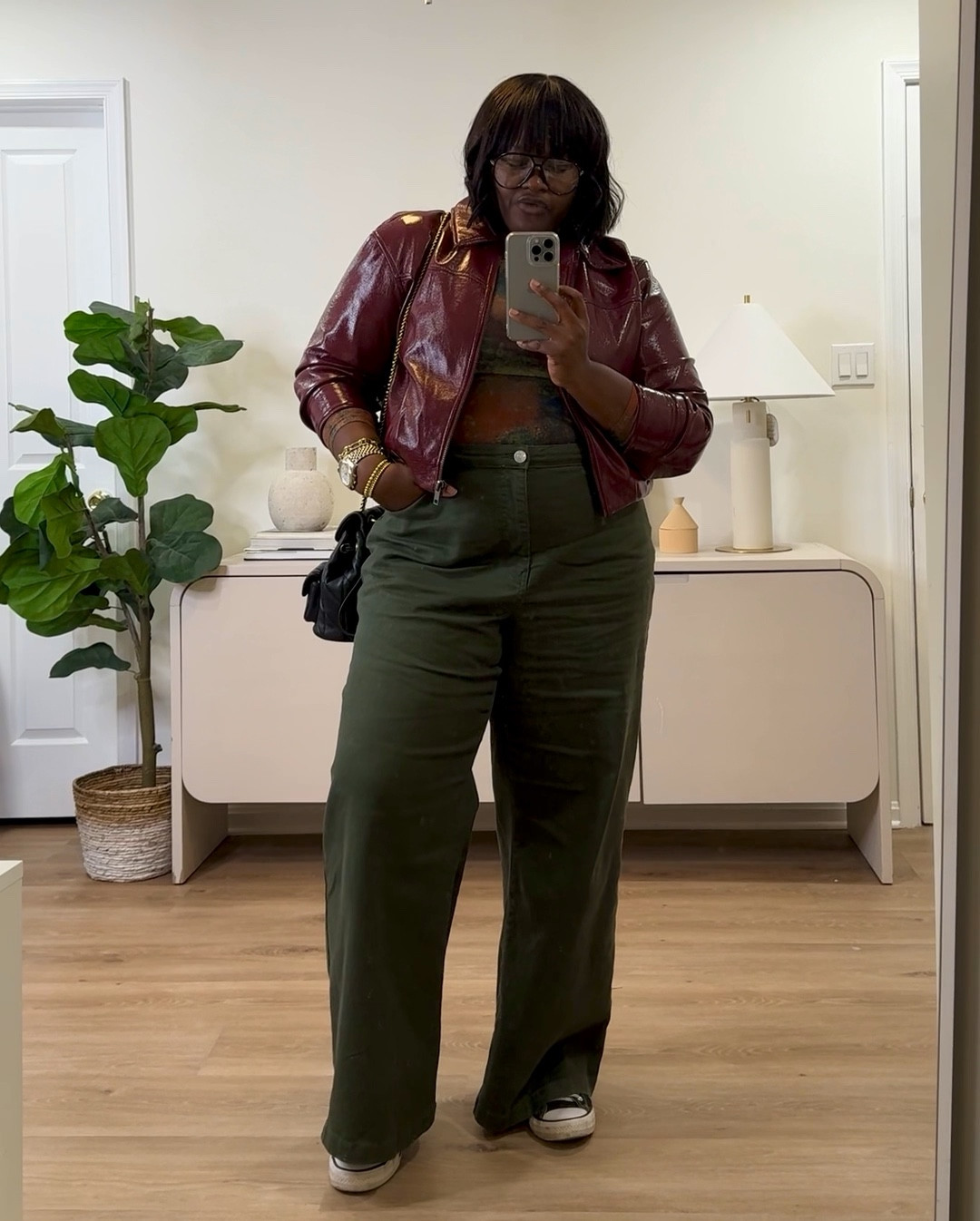 Want to level up your style? I’ve got you covered with a fab outfit pick that’ll make your look go from basic to bombshell! Perfect for stepping out with confidence and turning heads wherever you go. Check it out and get ready to slay!
Outfits
Outfit Inspo
Outfit Ideas
Outfit Fall
Outfits with Sneaker
Fall Outfit Ideas
Fall 
Fashion
Fall Outfits 
Fall Shoes
Fall Fashion

#LTKStyleTip #LTKHoliday #LTKVideo