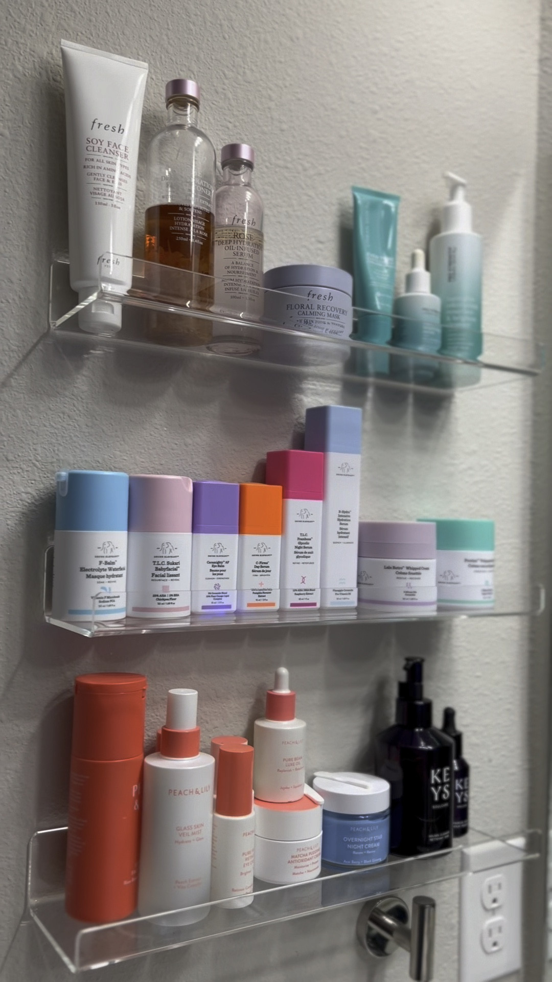 The bathroom transformation I didn’t know I needed! Shelfie goals! These shelves are so easy and also sharing some of my skincare faves!

#LTKhome #LTKunder50 #LTKbeauty