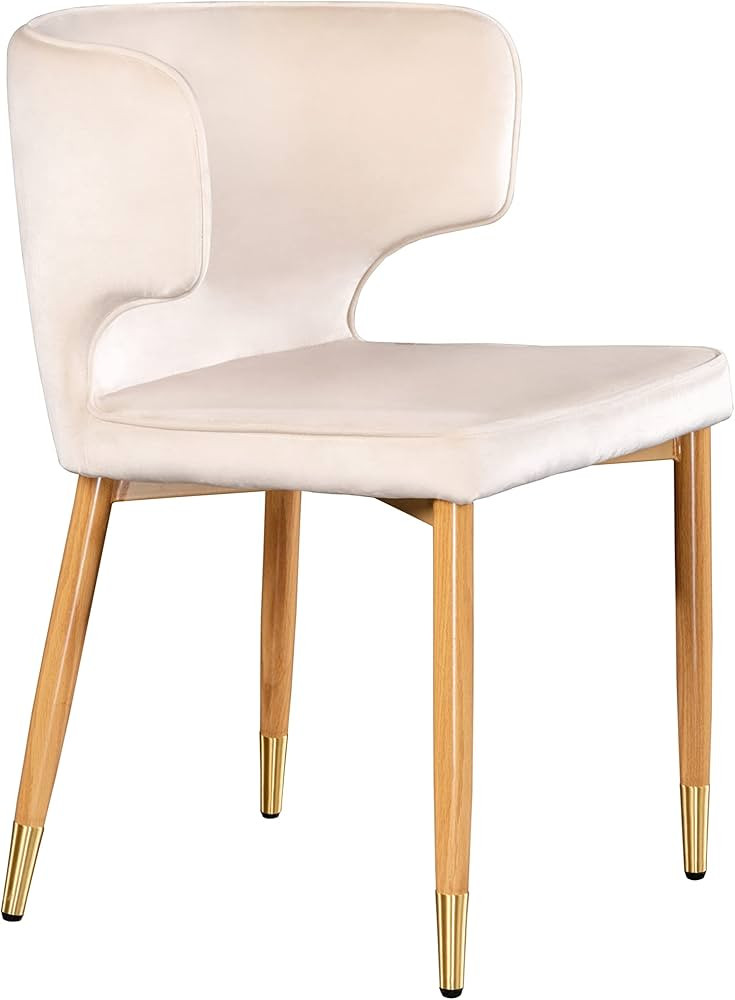 Visit the Statements by J Store | Amazon (US)