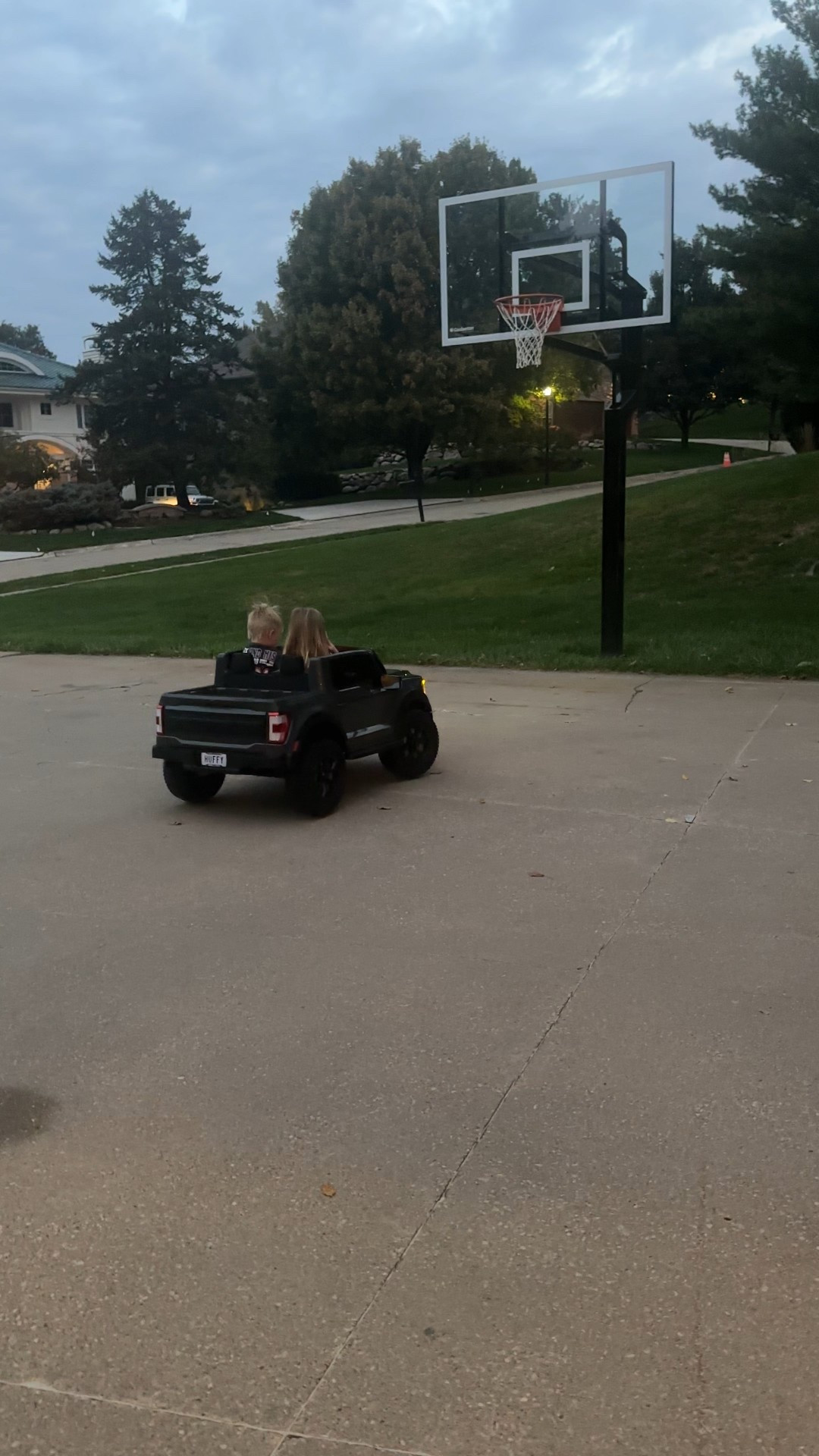 If you want to make your child’s life then they of course need this ride on Raptor truck 😍 now Ford can match daddy!

#LTKKids #LTKParties #LTKBaby