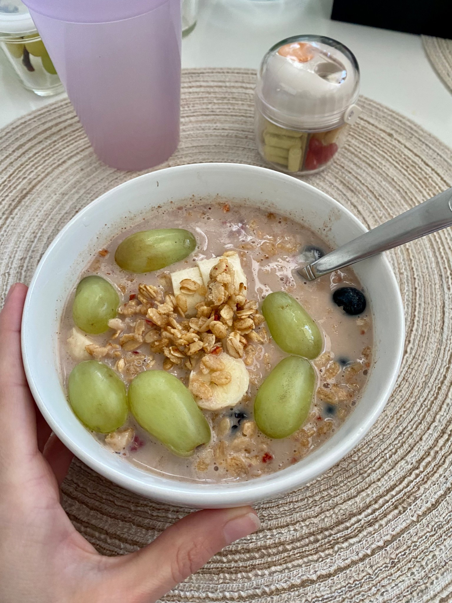 Had a warm chocolate protein fruit bowl 🥰

#LTKdayinmylife #LTKfoodie #LTKmorningroutine