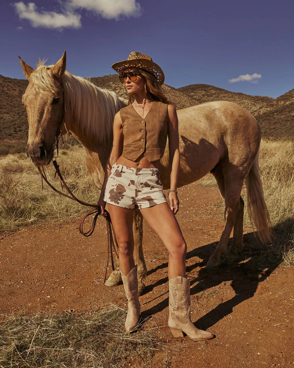 Tempo Shift Suede Cropped Vest | VICI