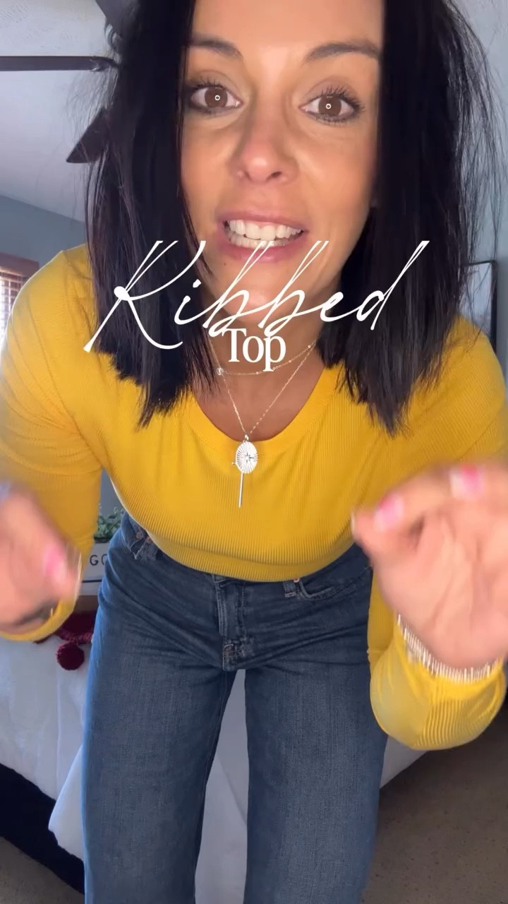 🖤💛🖤

Everything about this top is perfection!  Wearing my TTS small.

🔎: layering top, ribbed long sleeve top, casual look, affordable fashion, mom over 40, basic tee, closet basics, casual style, everyday look, closet staples, longer layering tee, layering tee, go Hawkeyes 
#momover40 #over40style #afforɗablefashion #layeringpieces #closetstaple



#LTKgrwm #LTKOver40 #LTKootd