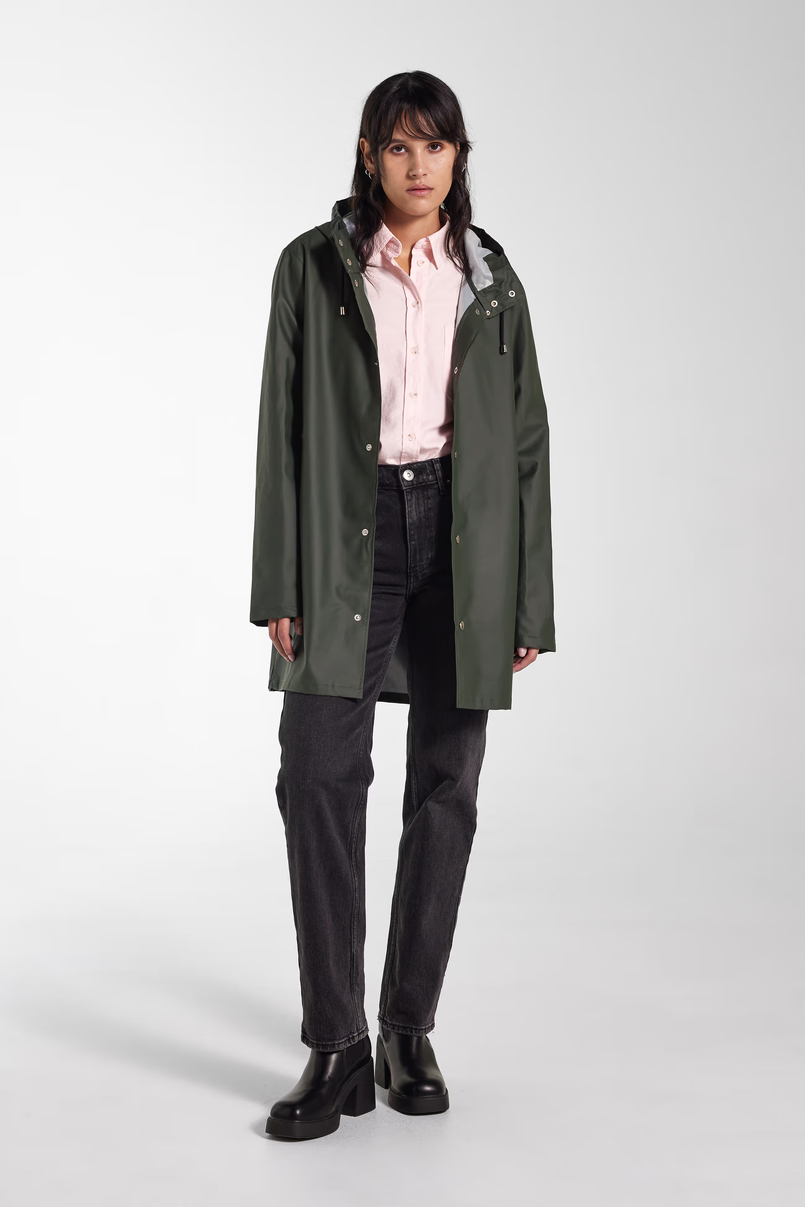 Stockholm Lightweight Raincoat Green  | STUTTERHEIM US | Stutterheim