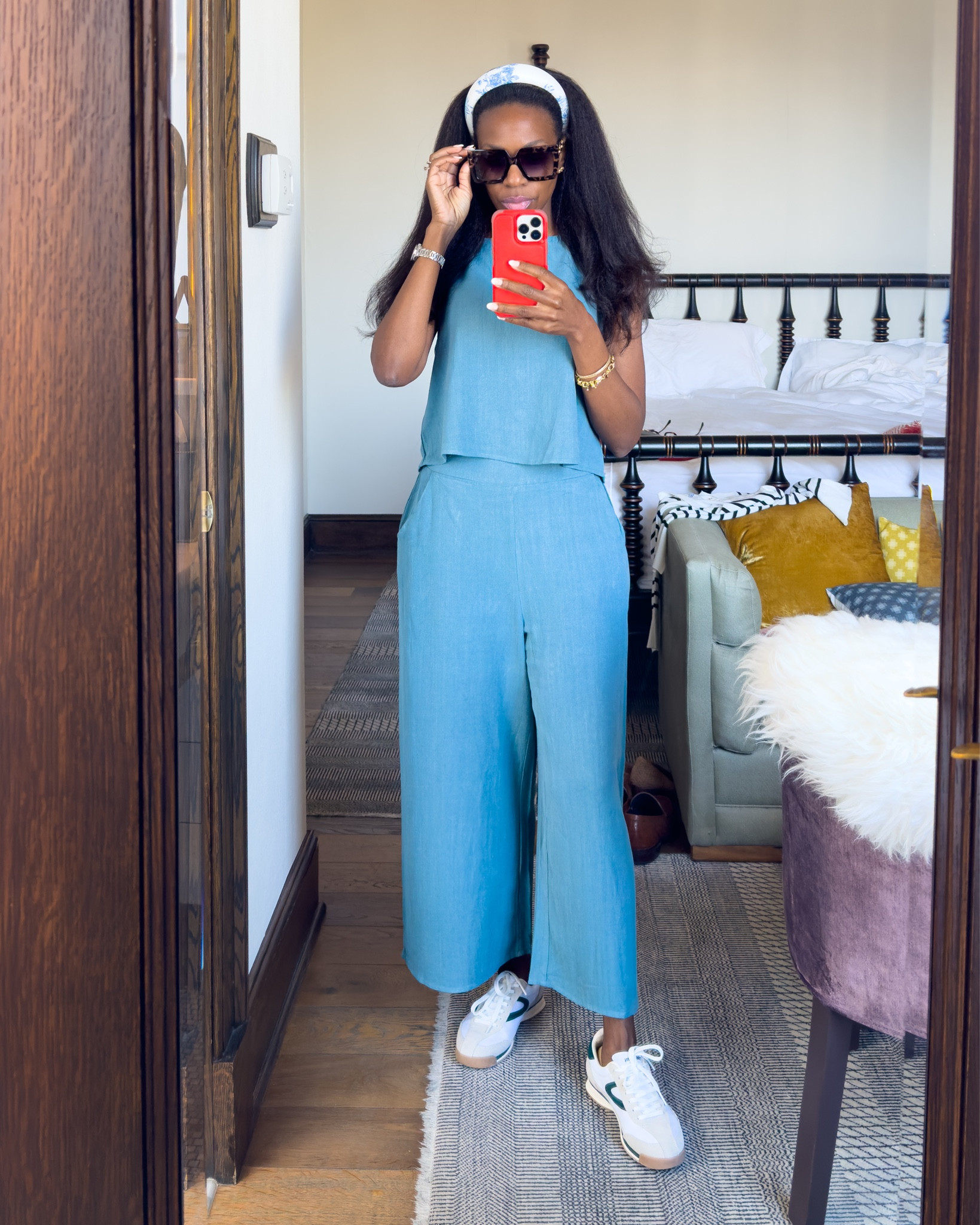 Casual fall outfit! Perfect for traveling and layering season. Pairing with my favorite striped cardigan. 

#LTKstyletip #LTKFind #LTKover40