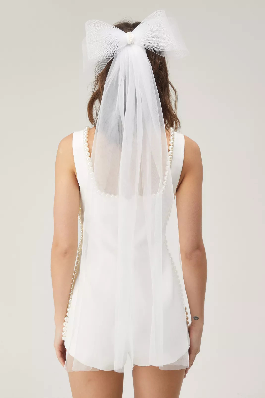 Mesh Oversized Bow Clip | Nasty Gal US