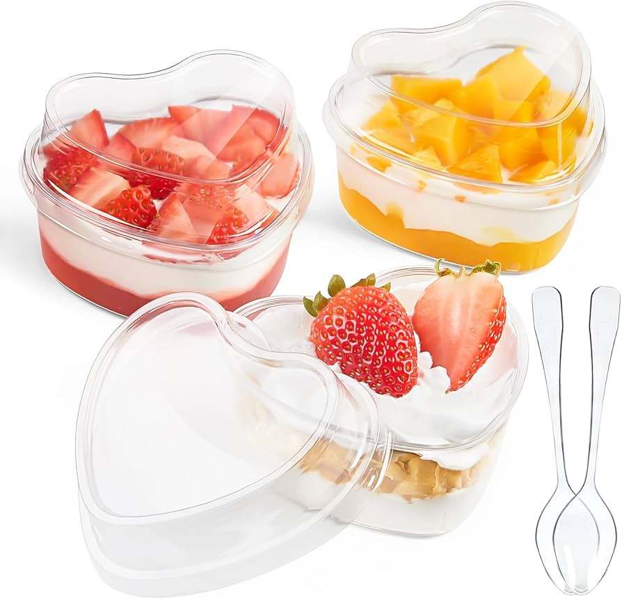 Qeirudu 50 Pack 5 oz Heart Shaped Dessert Cups with Lids and Spoons, Mini Dessert Shooter Cups Cu... | Amazon (US)