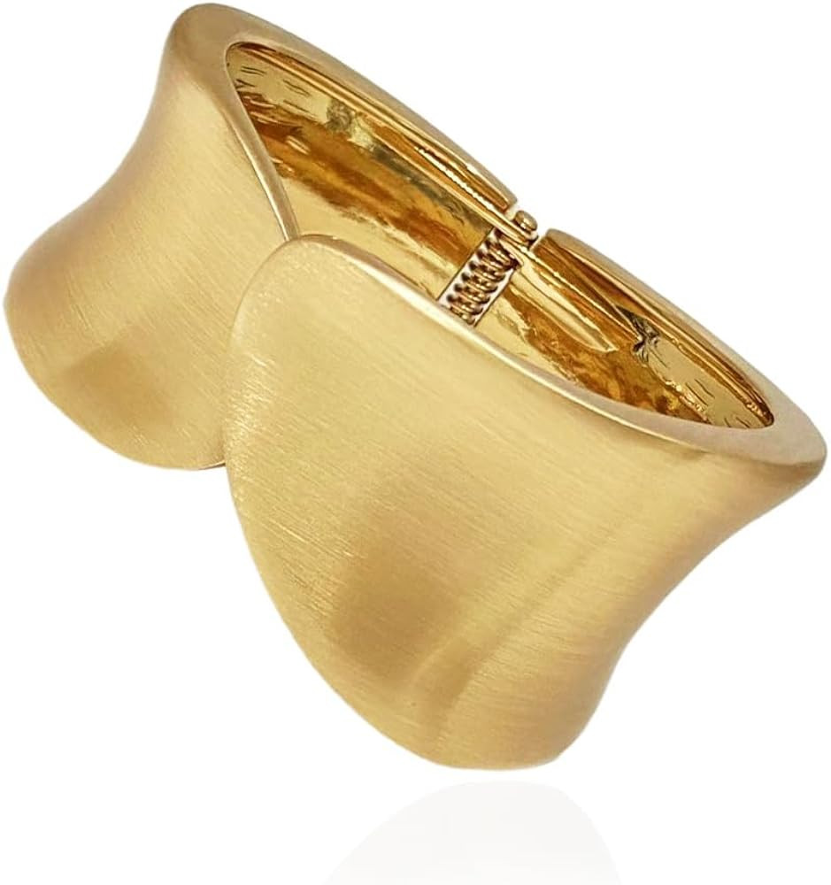 Statement Chunky Cuff Bracelets for Women Teen Girls - Irregular Hammered Gold Cuff Bangle - Wide... | Amazon (US)