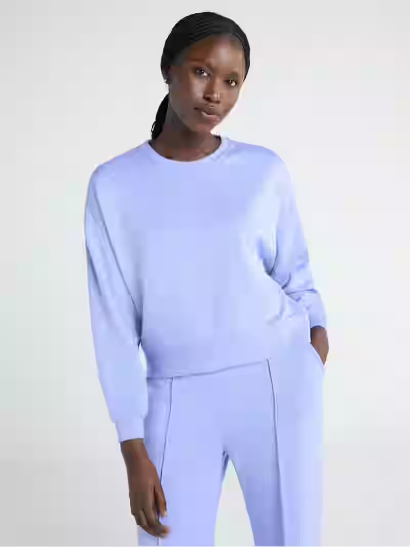 Scoop Women’s and Women’s Plus Ultimate ScubaKnit Crewneck Sweatshirt, Sizes XS-4X | Walmart (US)