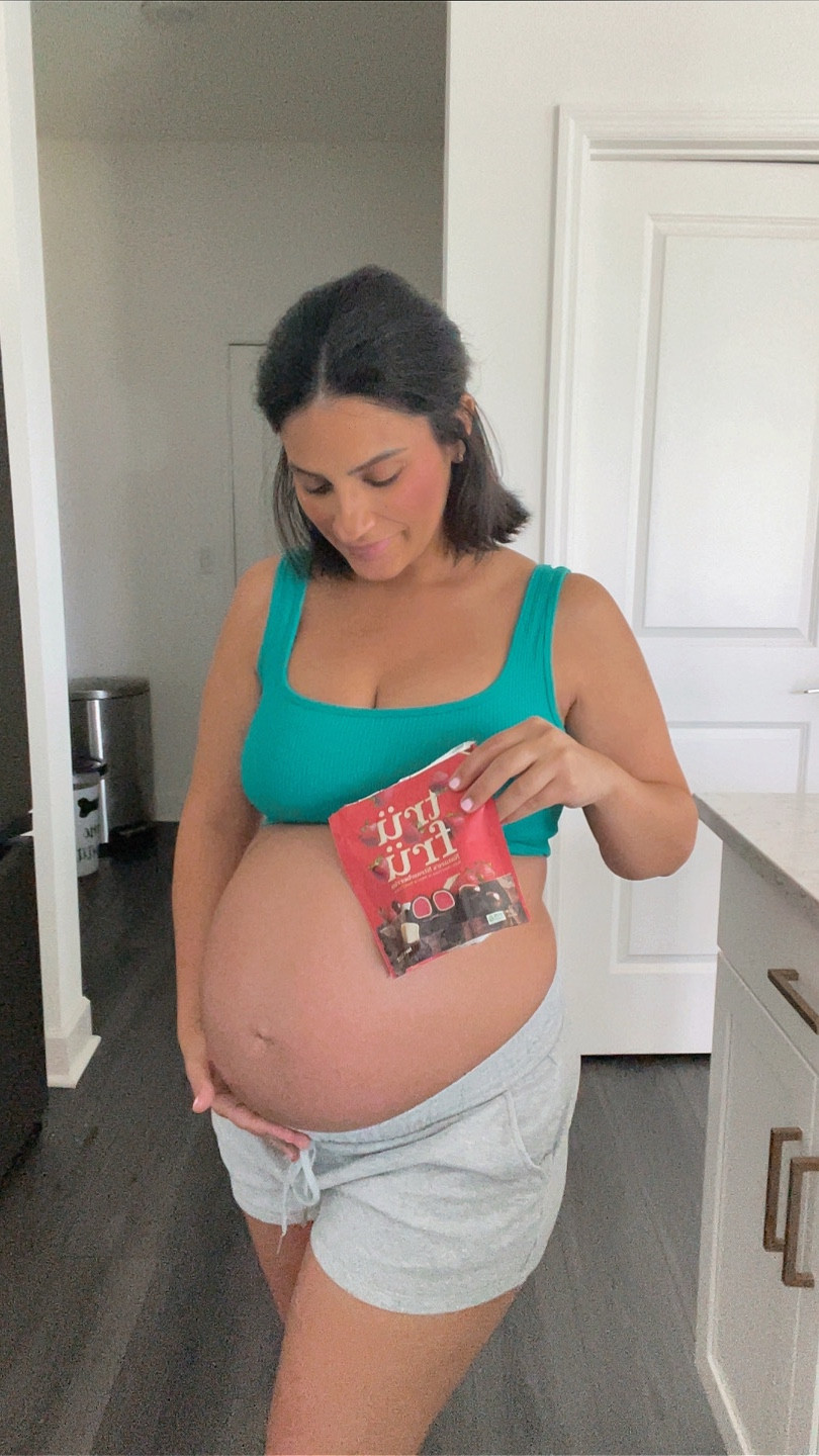 I was trying to eat healthy during this pregnancy…
But apparently this baby is made of 80% chocolate now 🍫🤰
#NoRegrets #BlameTheBaby

@trufru 
#PregnancyCravings #PregnantAndHungry #ChocolateWins #RelatableMoments #PregnancyHumor #MomLifeUnfiltered #RealMomLife #PregnancyReality #CravingChronicles #ThirdTrimesterMood #ViralReel #FunnyPregnancy #ChocolateFix #BabyMadeMeDoIt #MomTok #PreggoLife #PregnancyJourney #PregnancyFeels #MomsOfTikTok #PregnancyTruths
#explore #explorepage #relatableaf

#LTKKids #LTKBump #LTKBaby