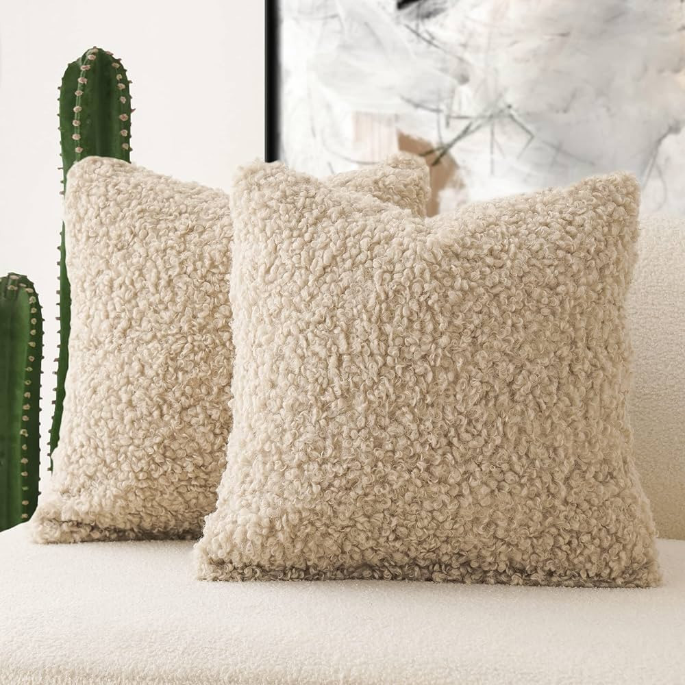 Foindtower 2 Pieces 22x22 Inch Light Khaki, Faux Fur Throw Pillow Cover Accent Sherpa Pillow Fuzz... | Amazon (US)