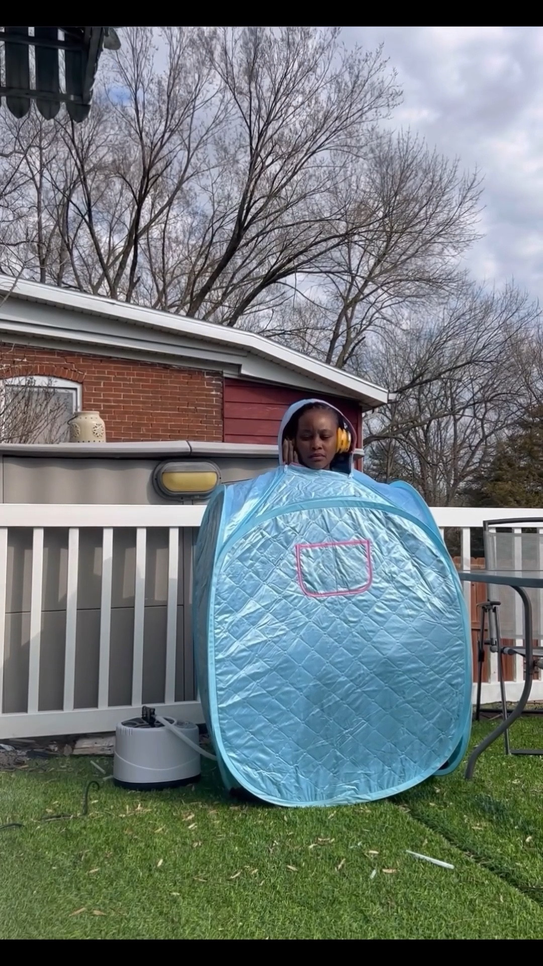 This has become part of my at home wind-down routine.
The setup is simple, it actually produces real steam, and it makes it easier to prioritize self-care without leaving the house.

Linked for anyone looking for an easy way to create a quiet reset at home.

#LTKselfcare #LTKdayinmylife #LTKHome