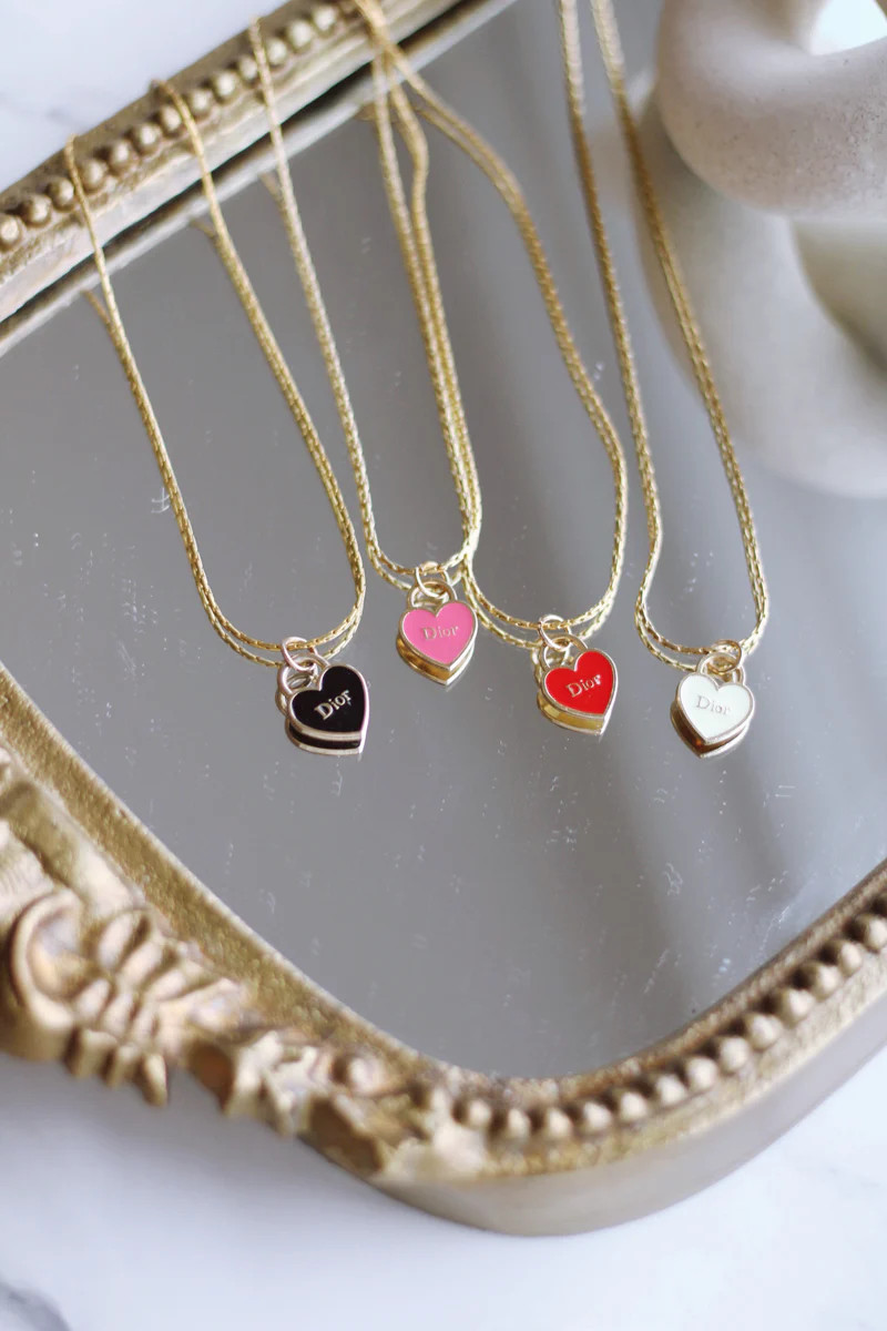 AMOUR NECKLACE IN PINK | raëliv