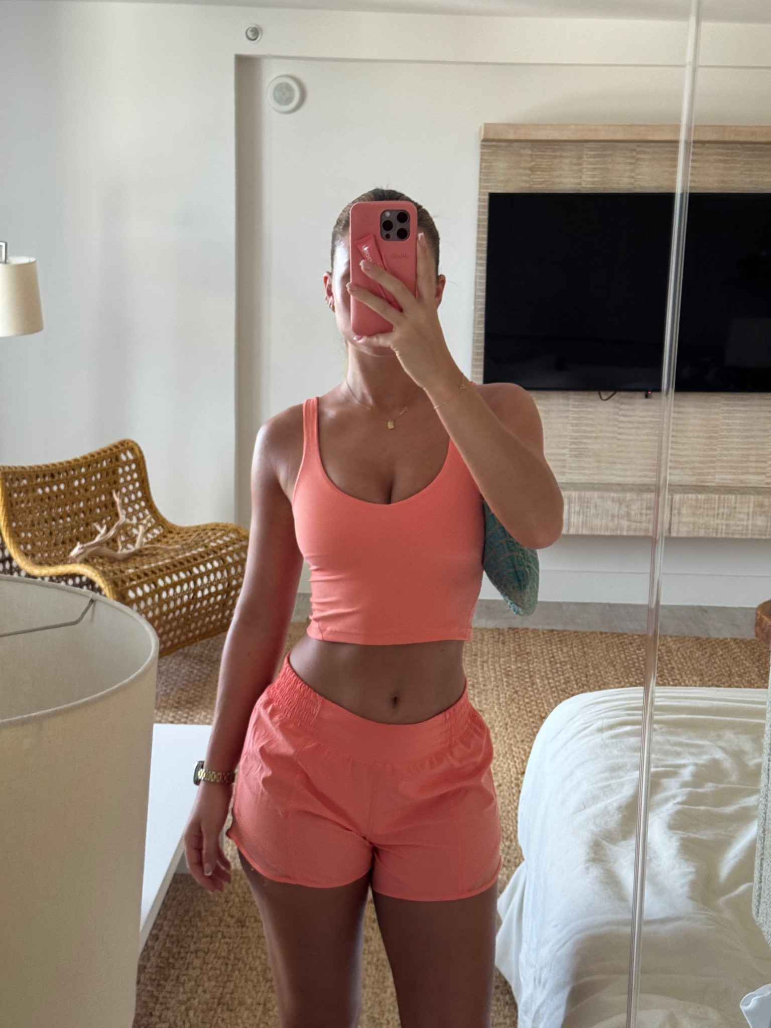 Coral gym set 🪸 

(Similar sets & colours) 

#LTKStyleTip #LTKActive #LTKGiftGuide