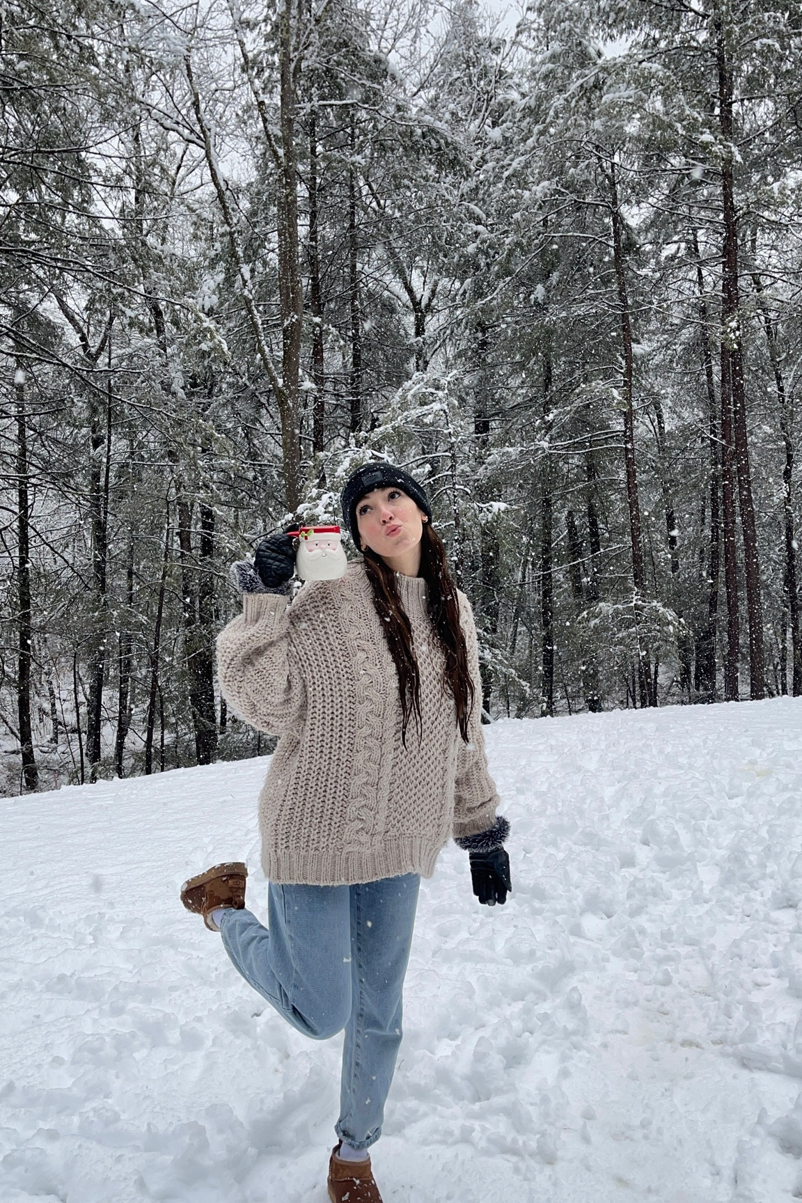 Cozy Winter Outfit ✨❄️

#LTKSeasonal #LTKfit #LTKGiftGuide