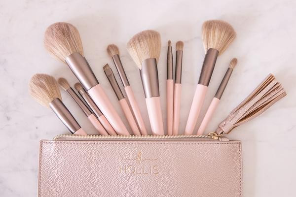 Brush & Pouch Set | Hollis