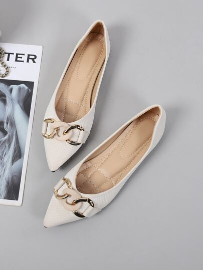 Chain Decor Point Toe Ballet Flats | SHEIN