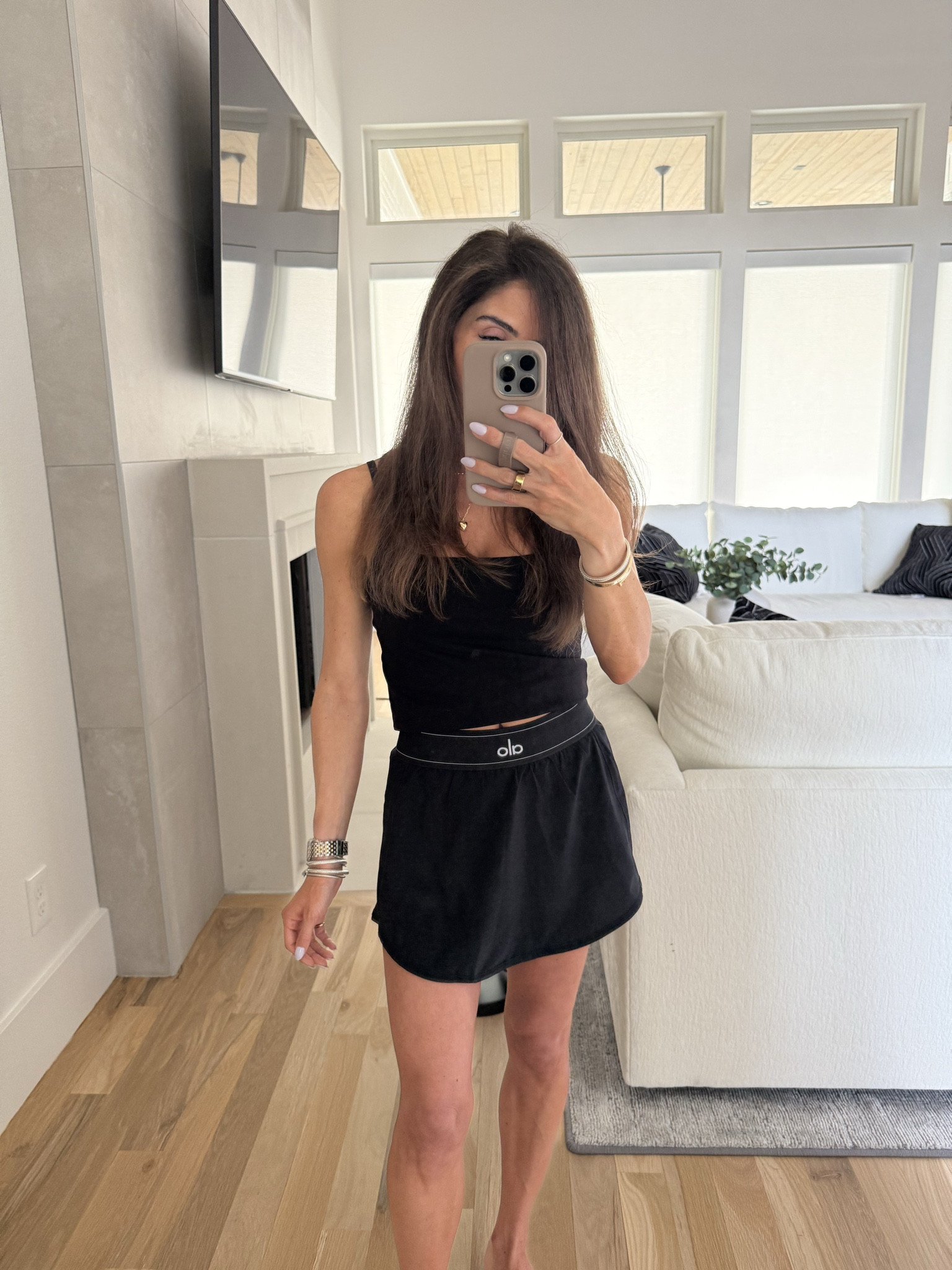 My favorite skirt with hidden shorts size xxs

#LTKfitnessgoals #LTKootd #LTKdayinmylife