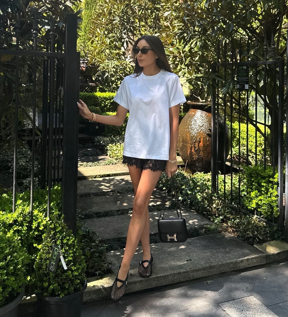 Spring is springing! 

Top and shorts both XS