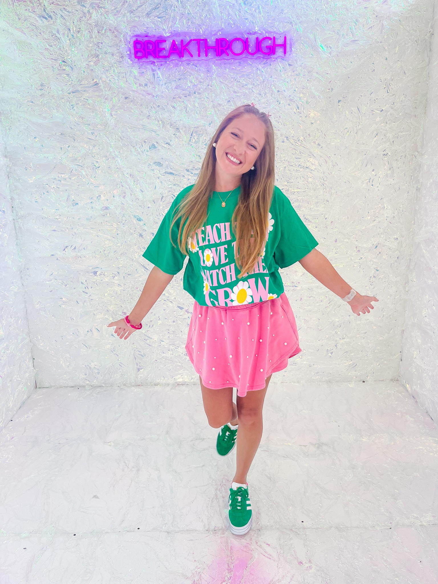 shirt - GYTO Collective (currently a nationals exclusive)
skort - River + Skye
bracelets - Shop Alexandra Grace
necklace - Slide Jewelry 