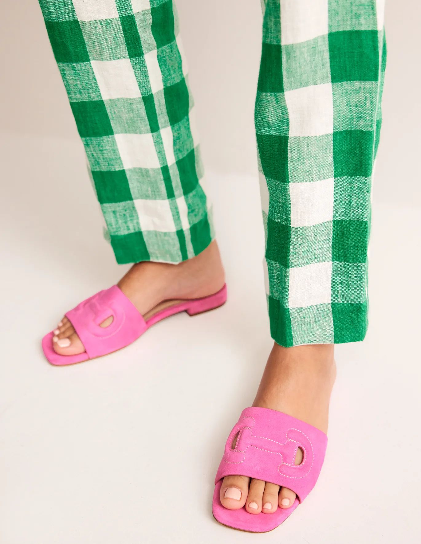 Stitch Cut Out Snaffle Sliders | Boden (US)