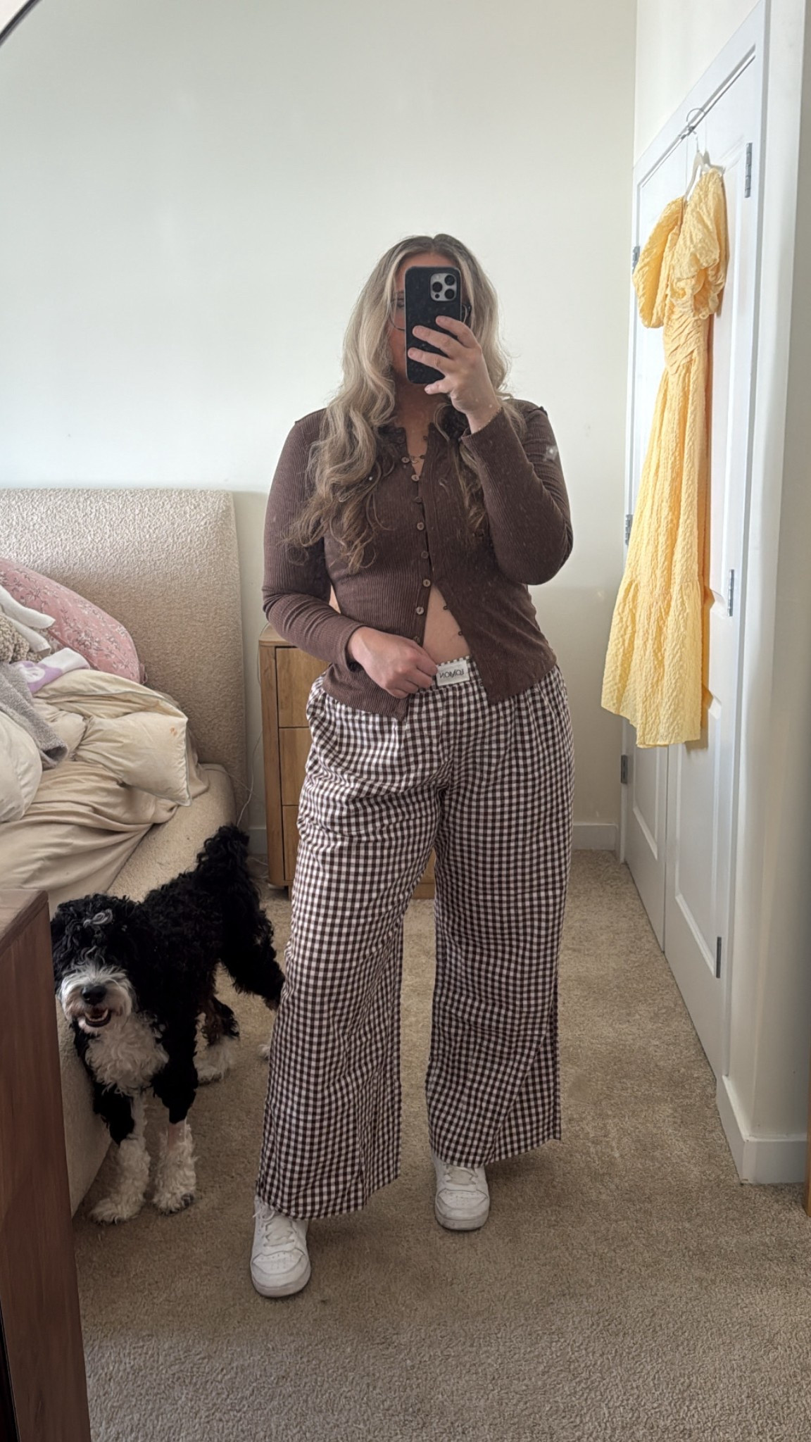Admin day fits always have to be comfy cozy! Brb on my way to order every color in these pants!!!! 

Top: L
bottoms: XXL

Outfit inspo by Kelclight