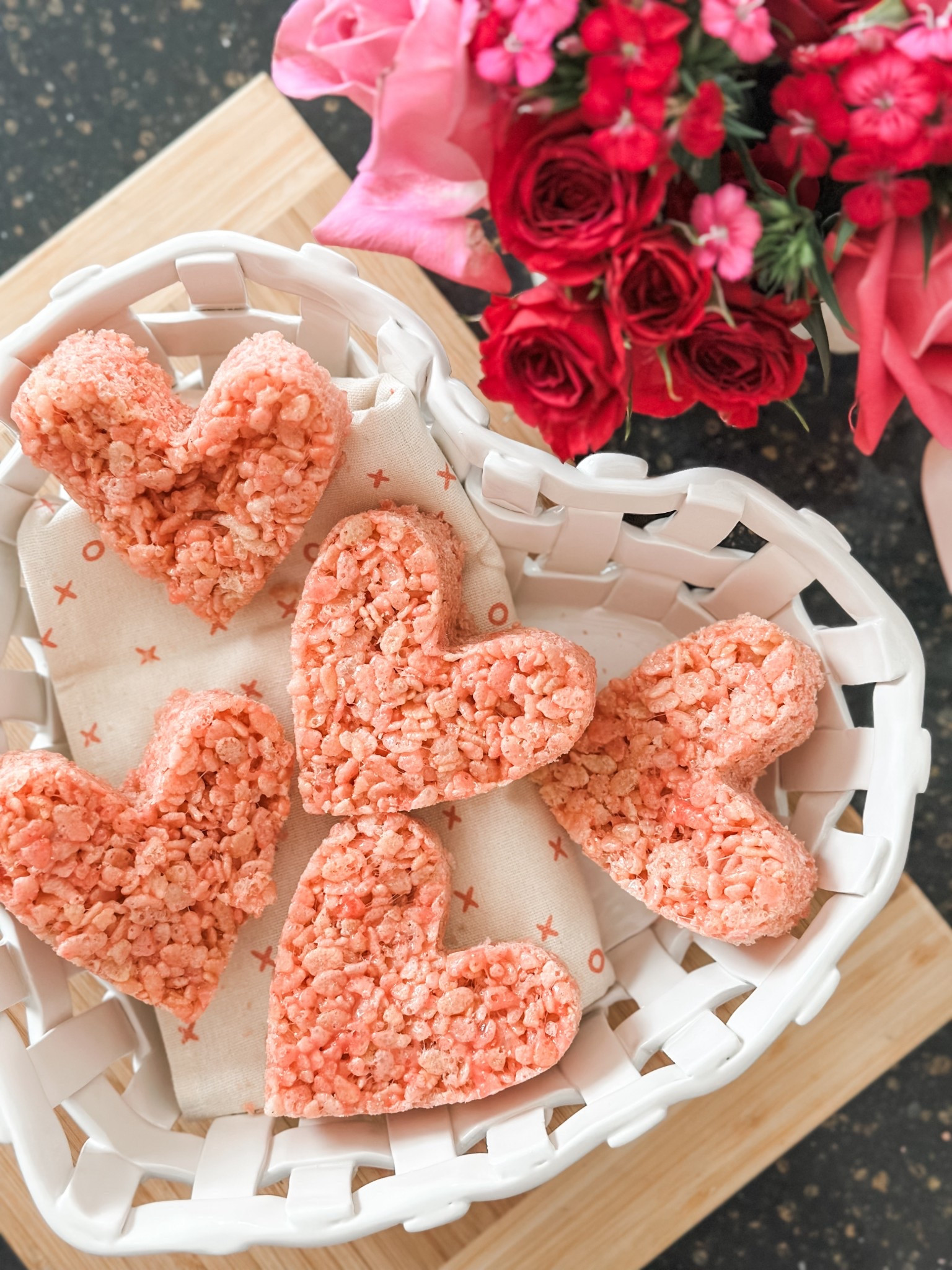 If you add one new “gadget” to your kitchen this month, let it be some heart cookie cutters! ❤️

#LTKfoodie #LTKHome