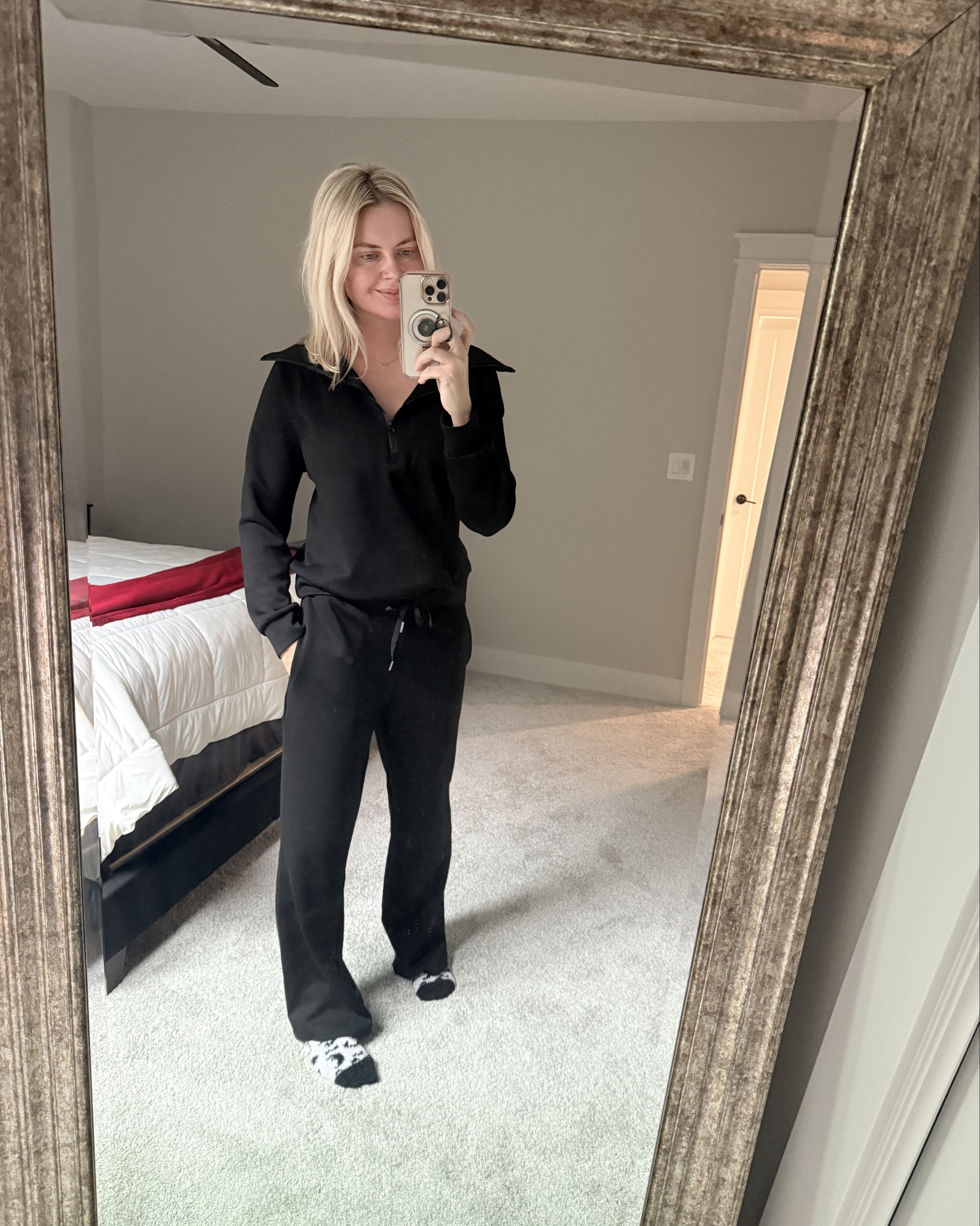 It’s loungewear season… I may end up ordering this in some more colors. 😬 



#amazon #loungewear #lululemon #activewear #comfy 



#LTKFindsUnder50 #LTKActive #LTKFindsUnder100