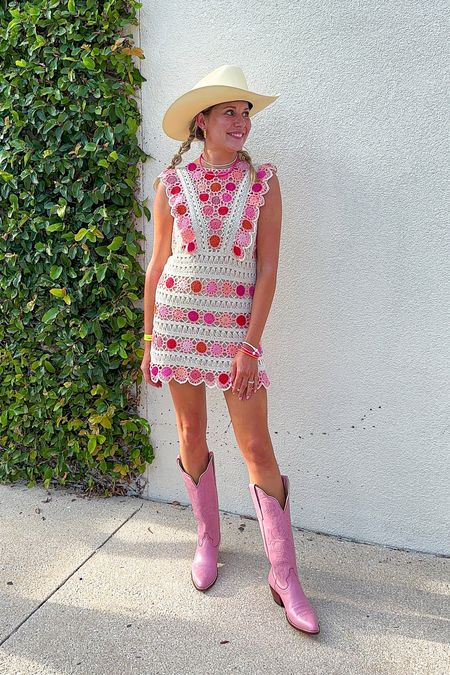 Country concert outfit, white dress, summer outfit, summer dress, travel dress, travel outfit, boots, cowboy boots, cowgirl boots, pink petite palomo boots, white lucchese tall boots, graduation dress. 
