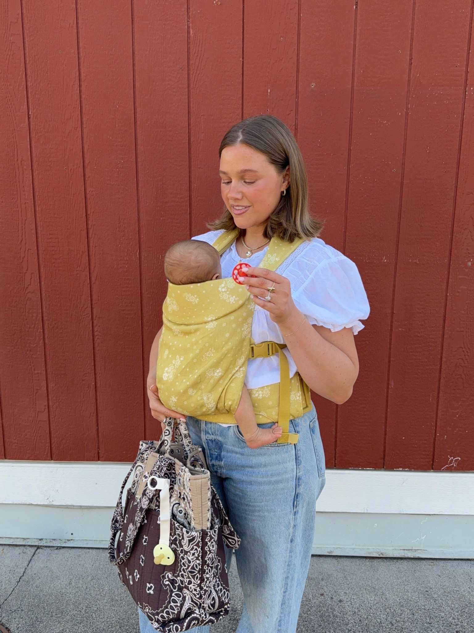 I size down in this style of jeans for a less baggy fit I’m typically a 30 these are a 28! Top from sonderhaus size L 100% cotton. Linked similar bags this exact is sold out! Looove this baby carrier so many really cute prints

#momstyle #babycarrier #aylajeans #citizensforhumanity #bandana #bandanabag #bresheppard

#LTKmomlife #babygirl