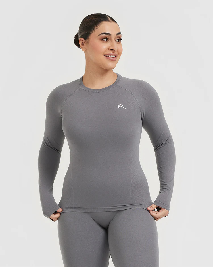 Go To Seamless Fitted Long Sleeve Top
Ash Gray | Oner Active (UK / US)