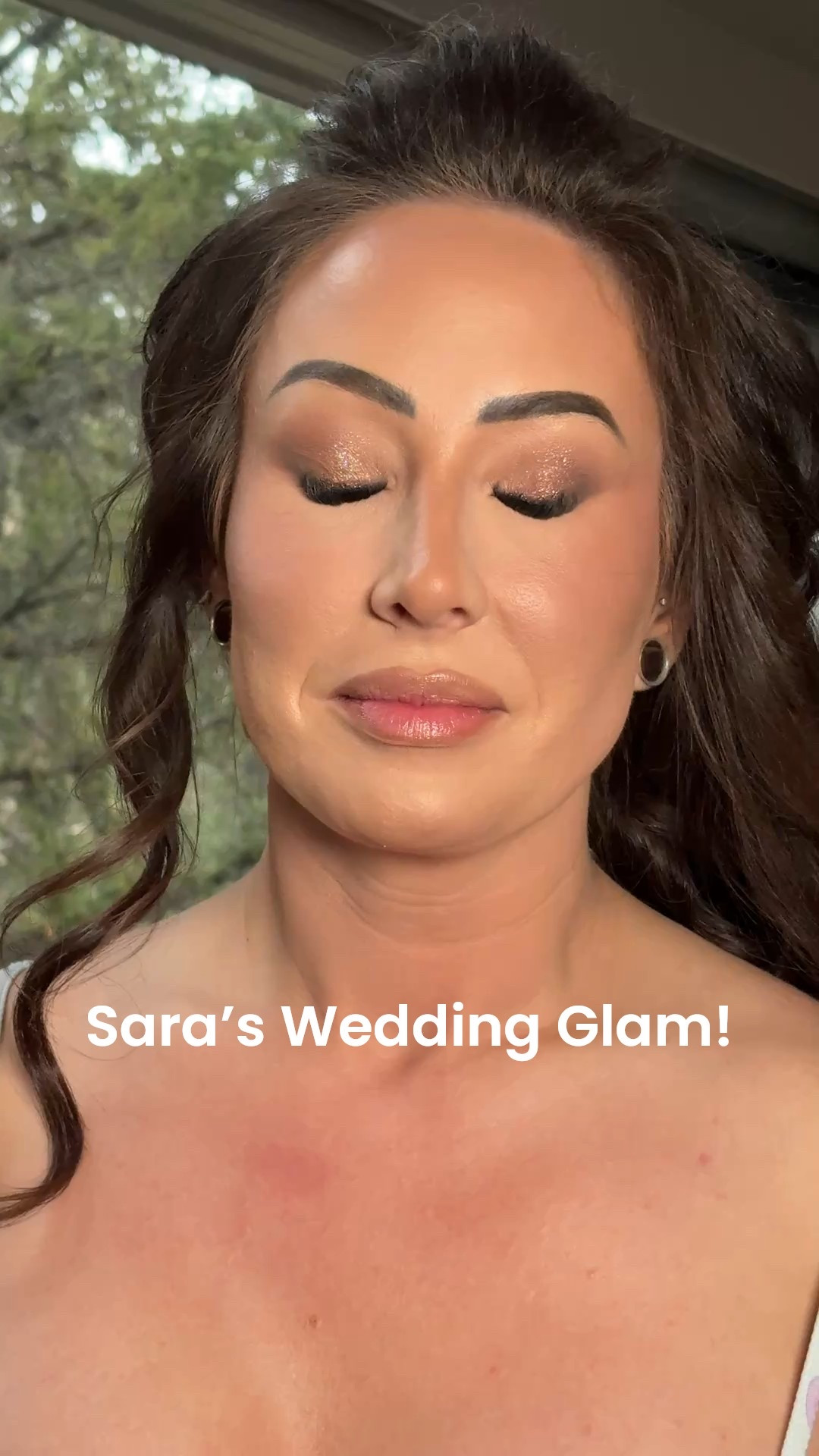 Brows- 
Brow Gel, Brow Pen, Pencil 

Eyes- Shadow + Liner 

Face: Nars Foundation + YSL for color adjusting 
Blush- Patrick Ta 
Bronzer- LYS & MAC 
Concealer - Hour Glass for brightness  + Este for longevity 

Setting Spray- Kryalon 
