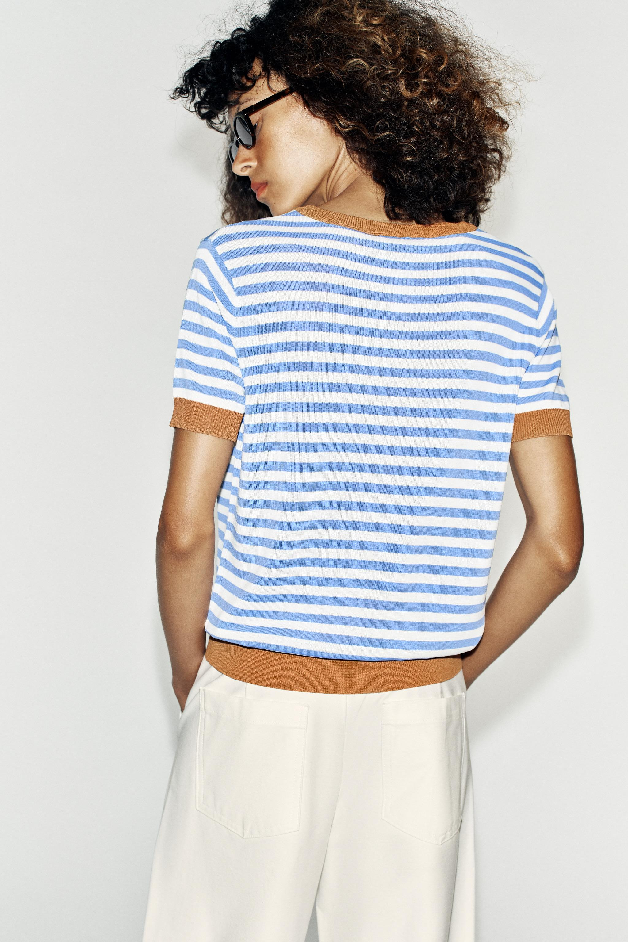 Round neck, short sleeve top. | Zara US