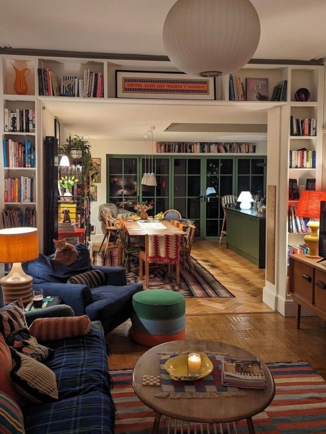 Day 6 of 30 days of gift giving ⭐️ the friend who always has the coolest things 