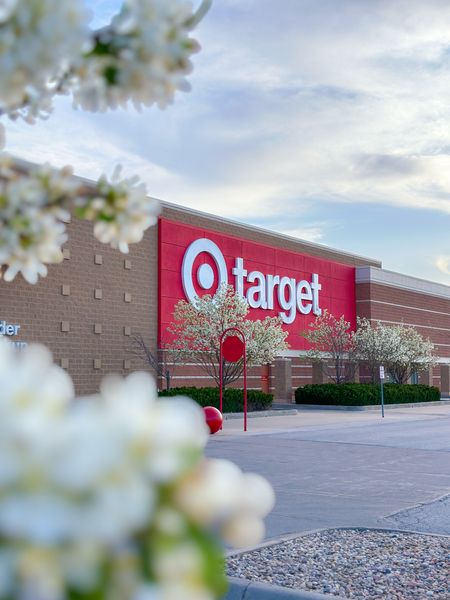 Just sharing a beautiful photo of Target in the springtime! 

#LTKSeasonal