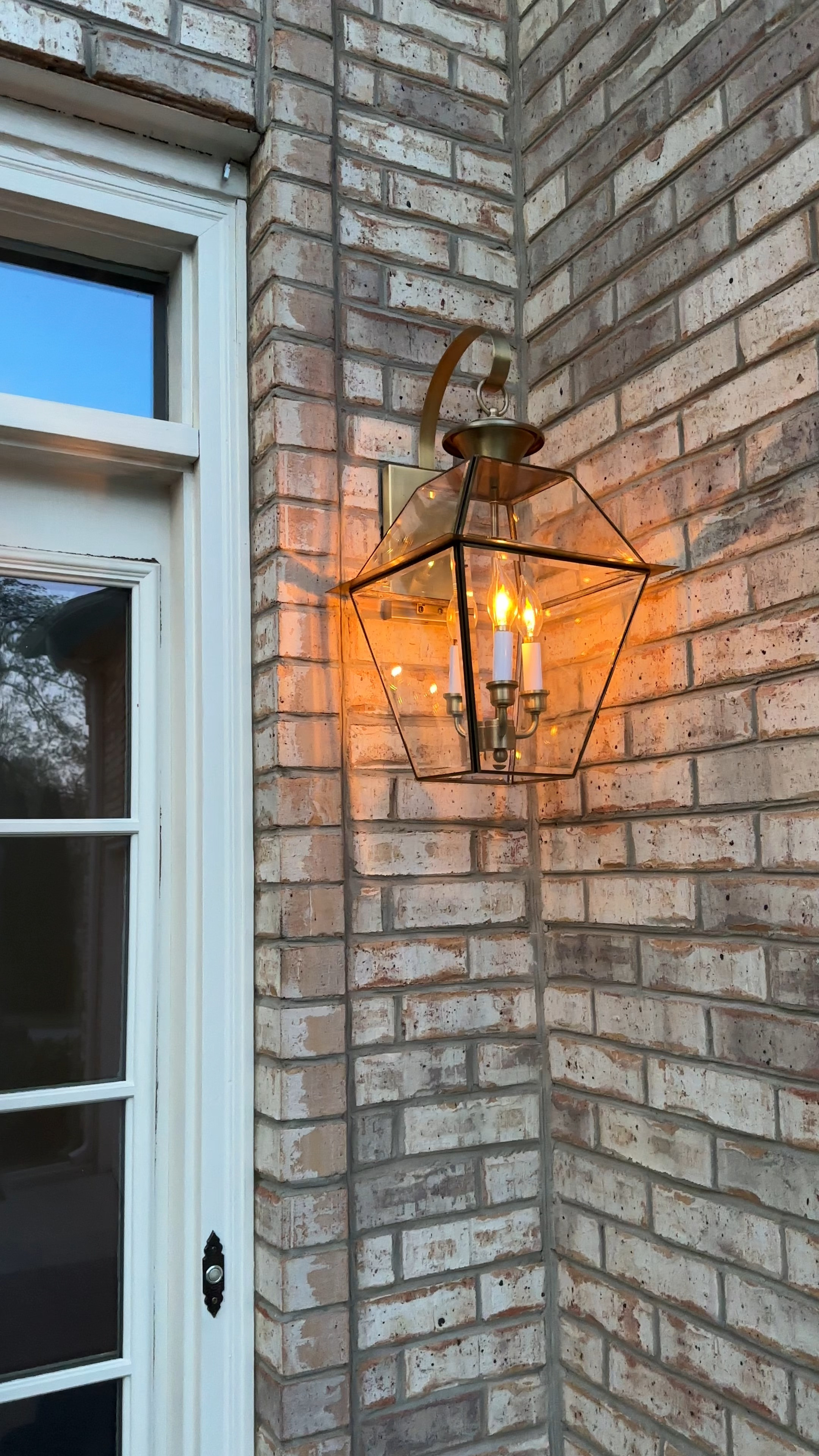 How fun are these flickering flame (less) bulbs?! 

 #LTKHome