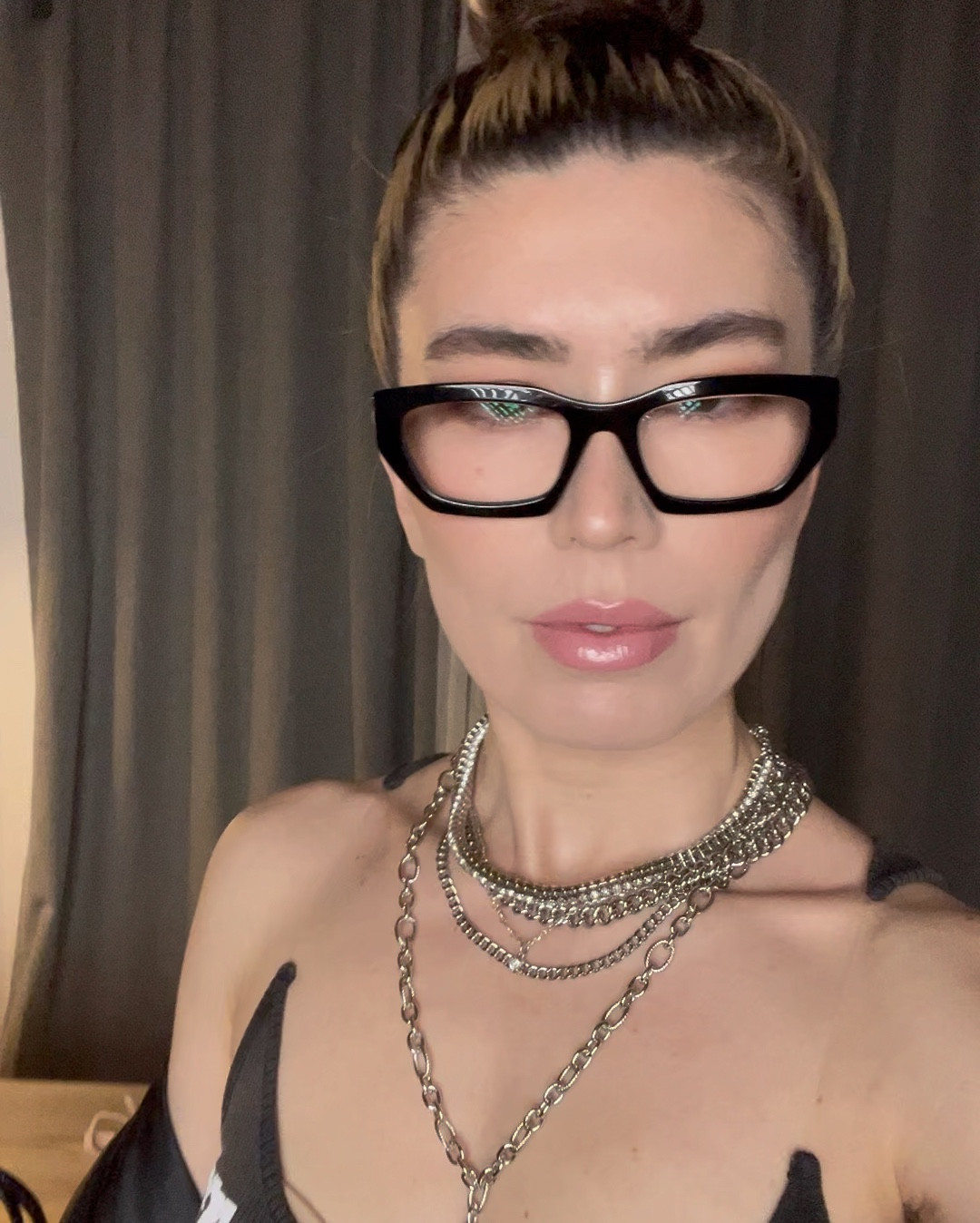 Adore this top #styleinspiration #fashion #style #outfit #LTKWatchNow

#LTKStyleTip